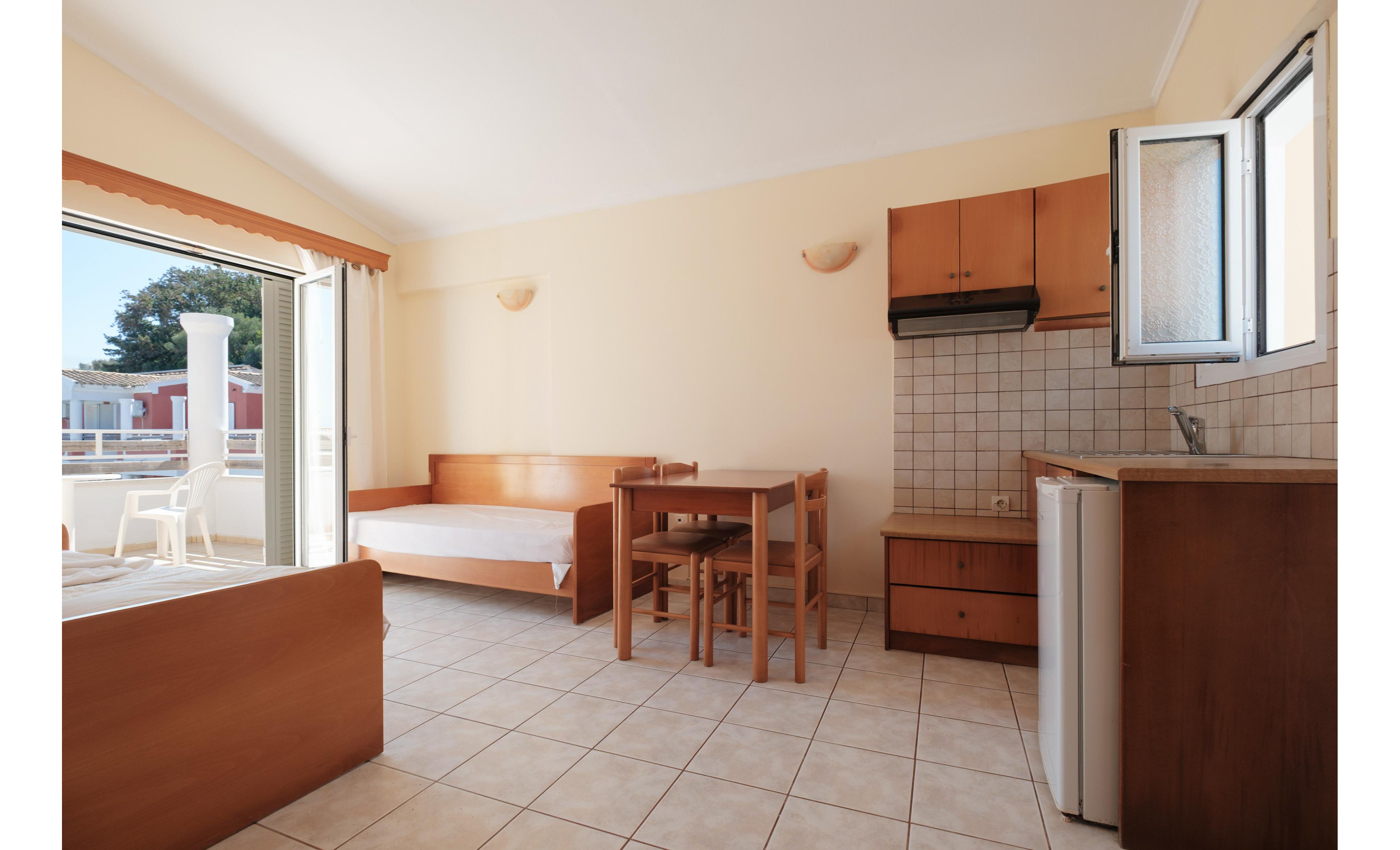 Paradise Hotel Apartments