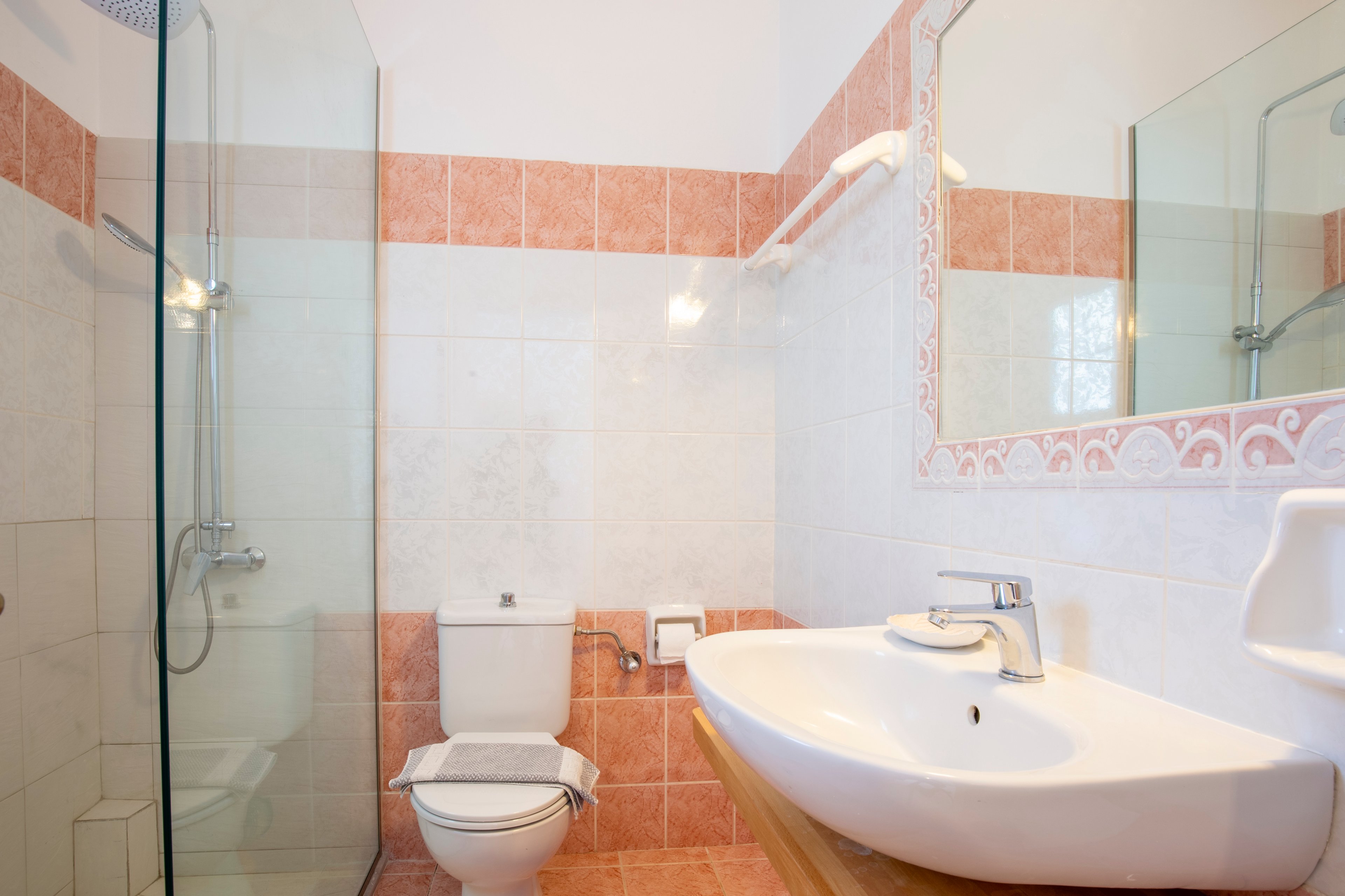 San George Apartments