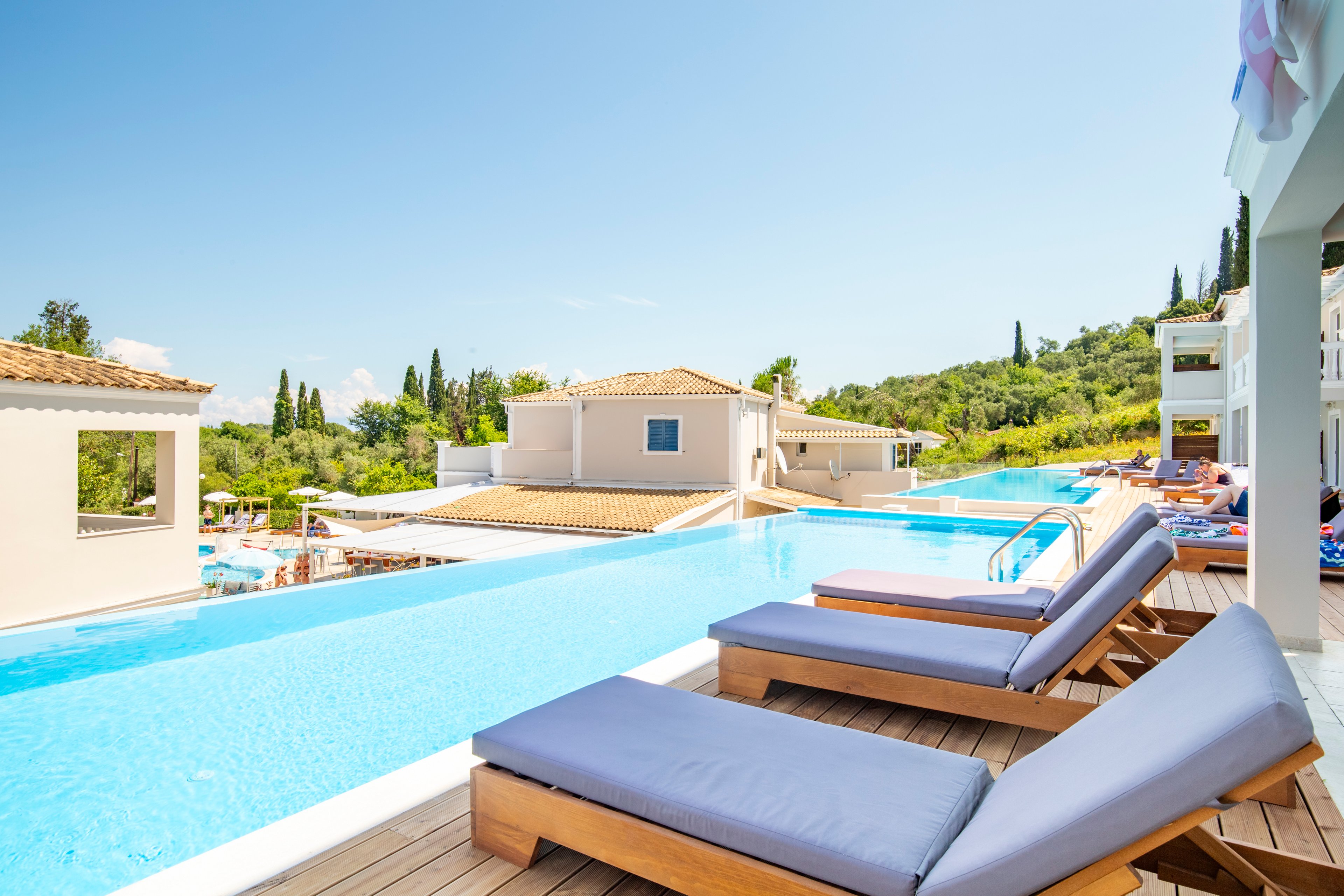 San George Apartments