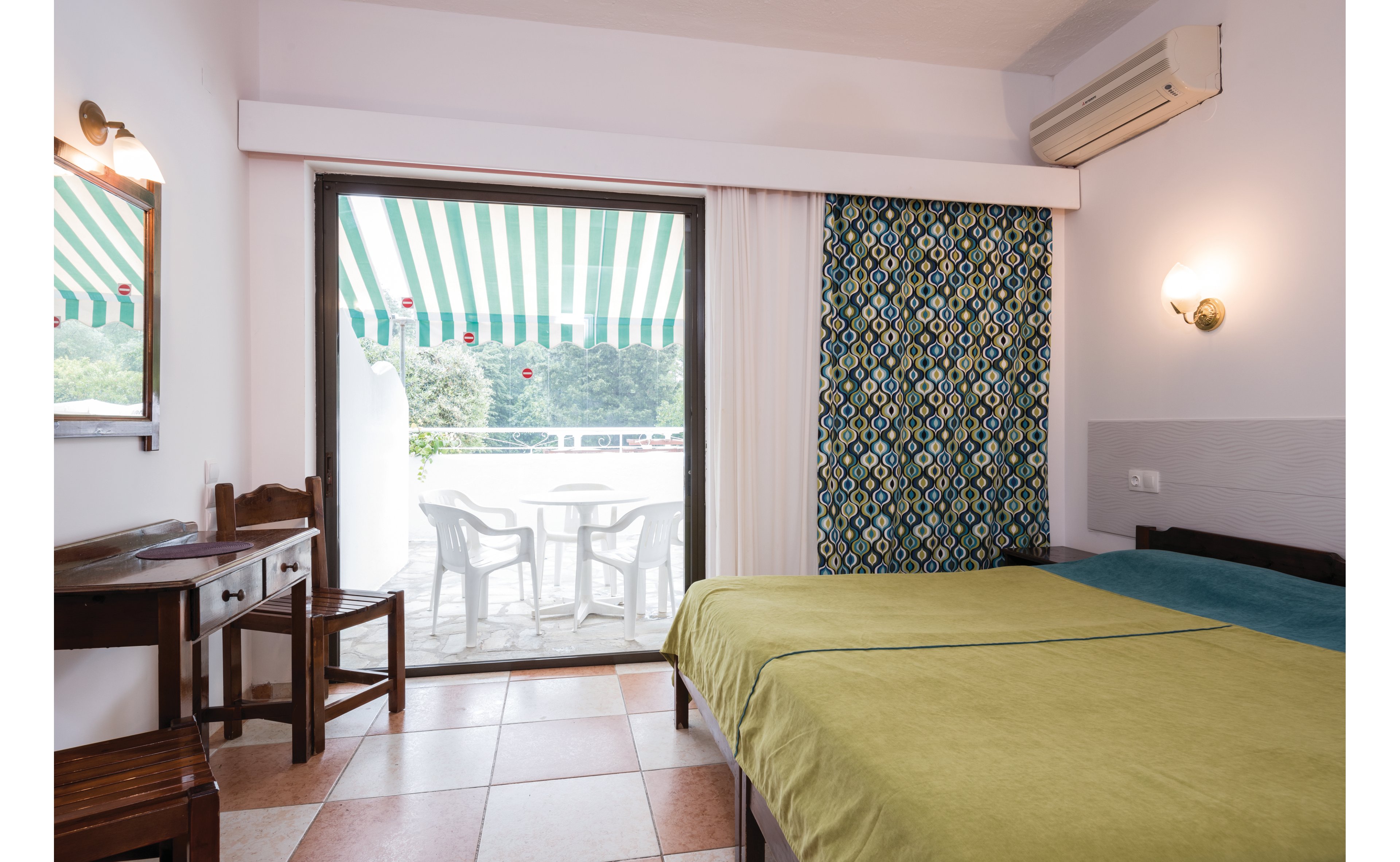 Katia Studios & Apartments