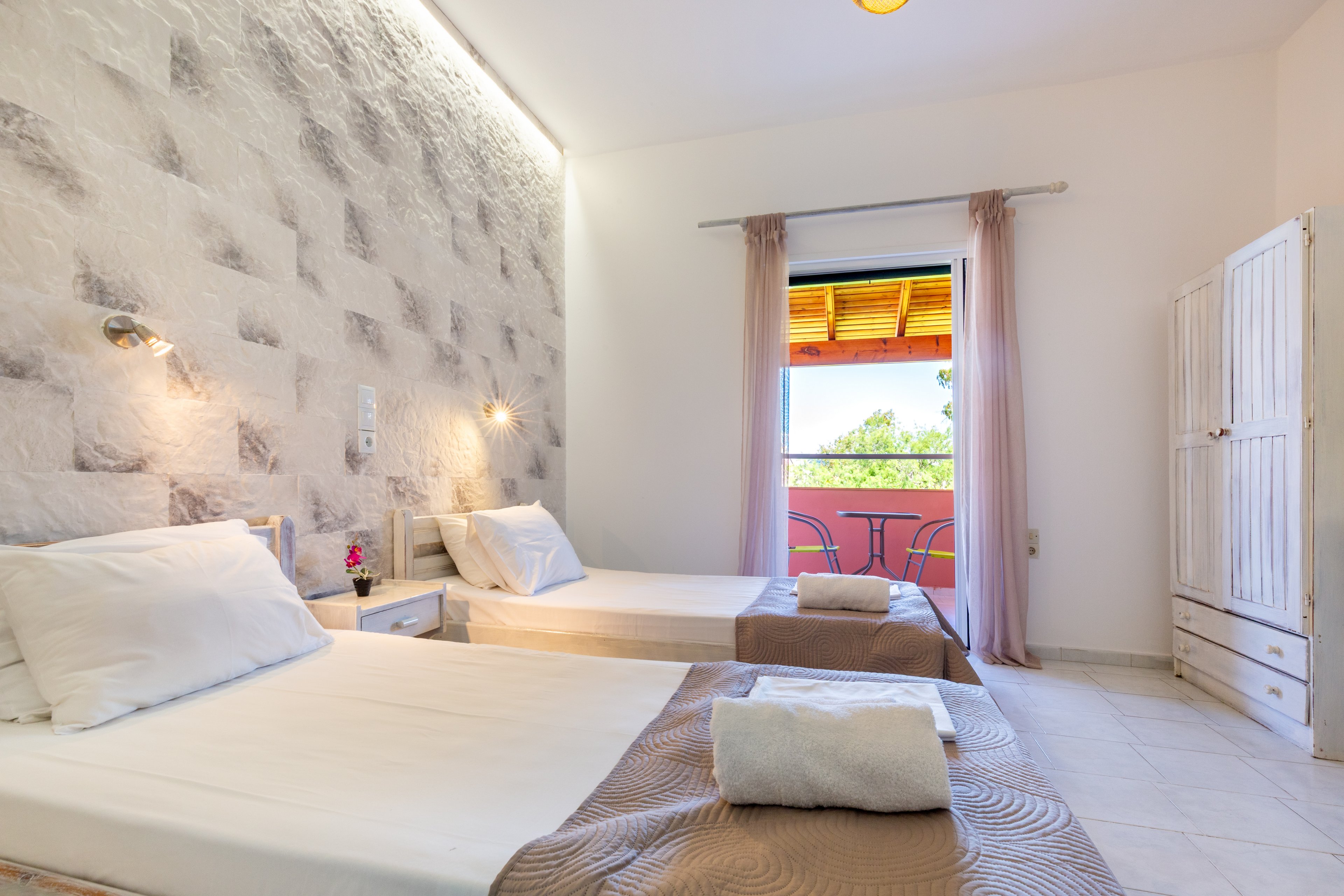 Elena Stef Apartments