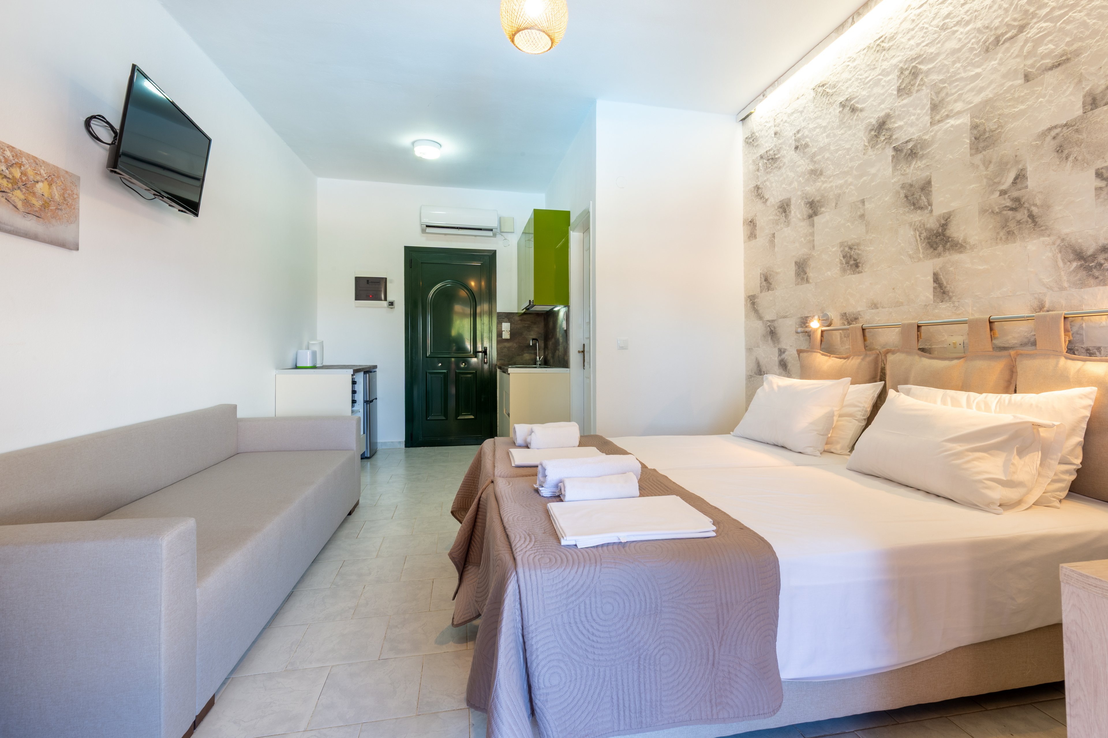 Elena Stef Apartments