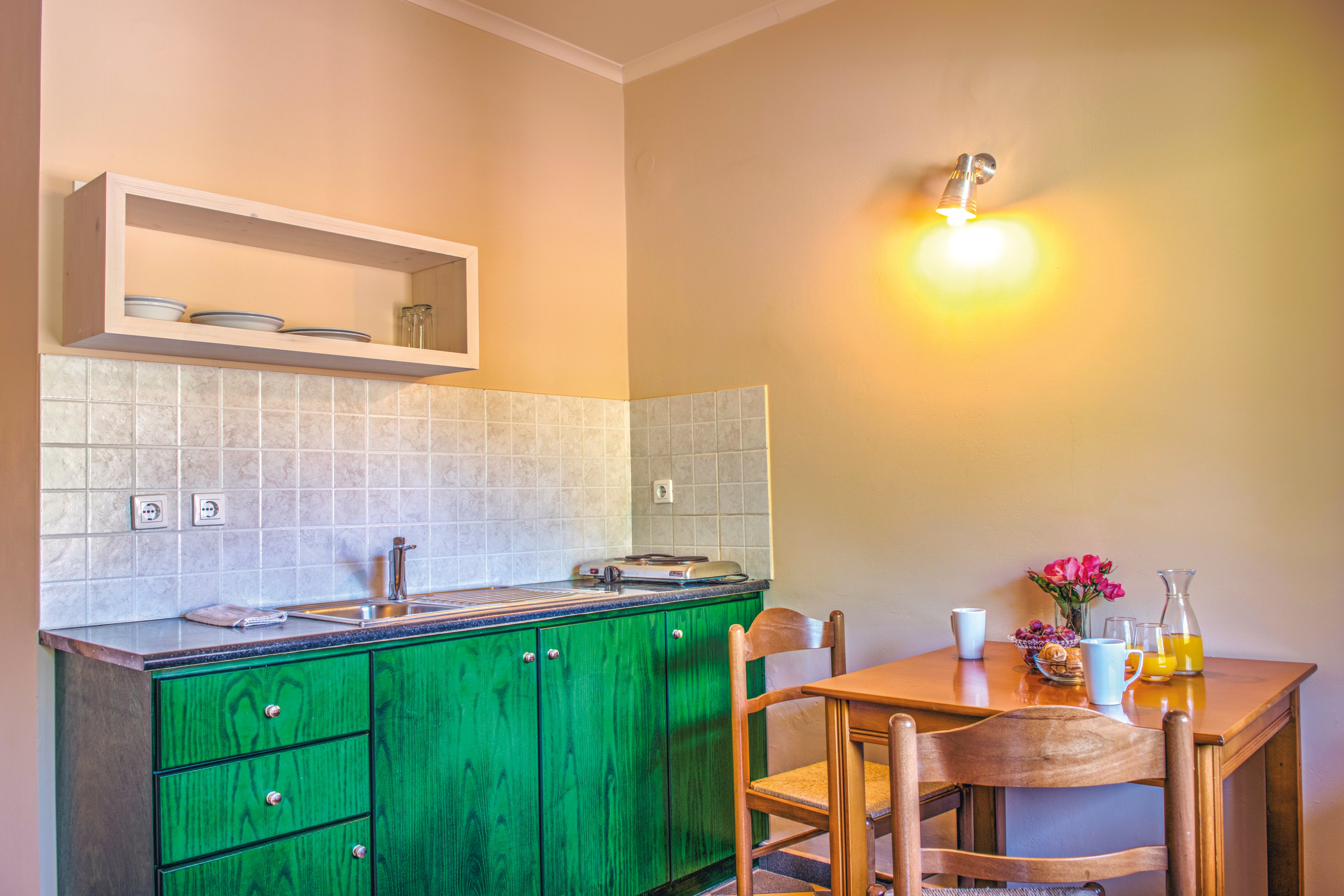 Legends Hotel & Apartments