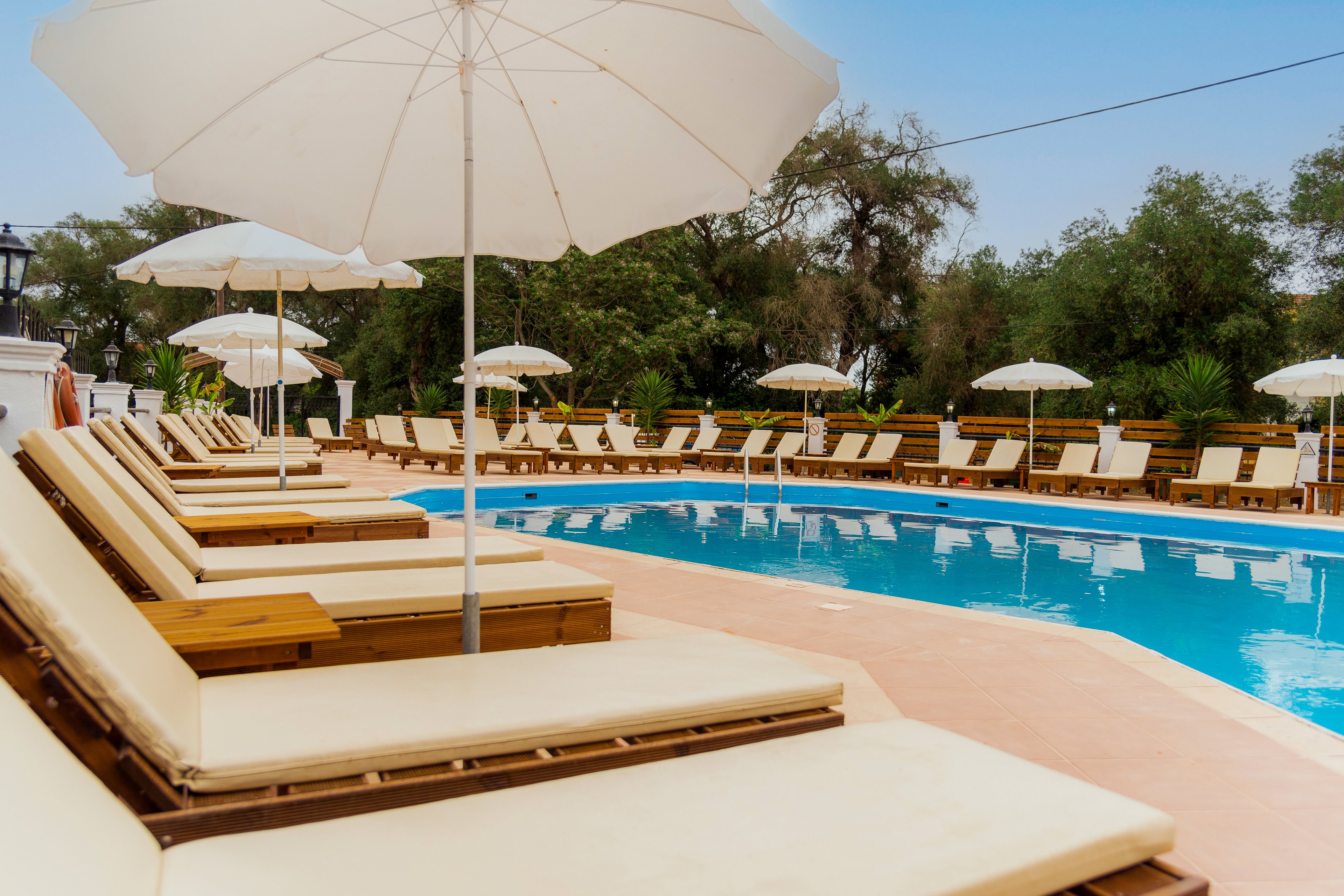 Oula Hotel & Apartments