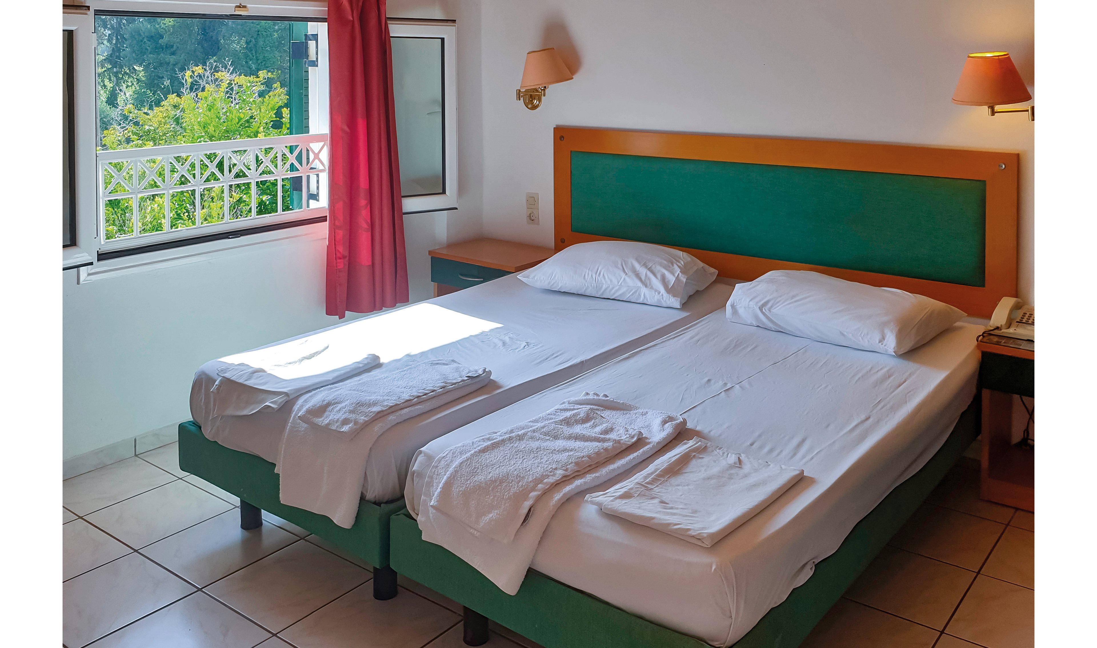 Oula Hotel & Apartments