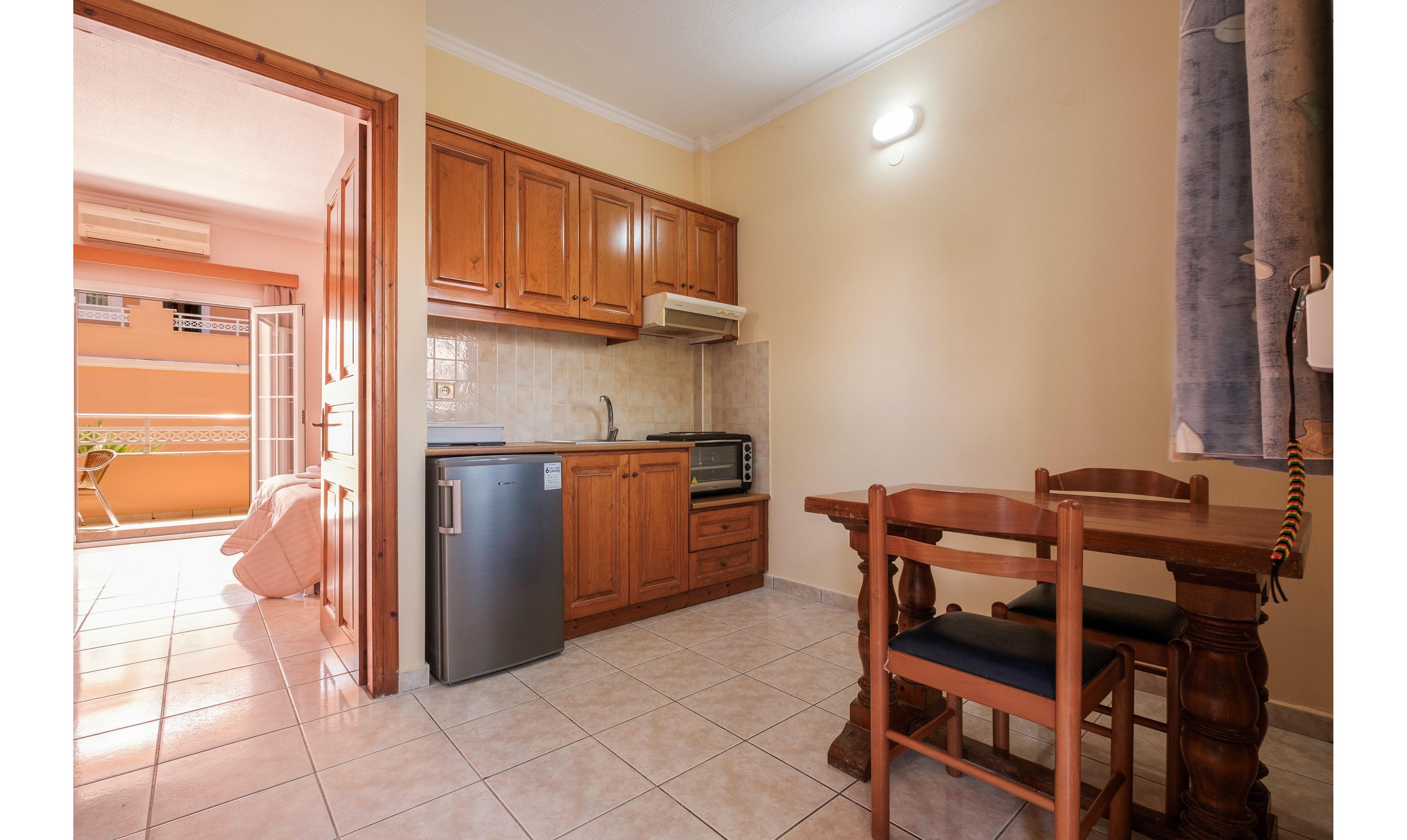 Lagoon Hotel and Apartments