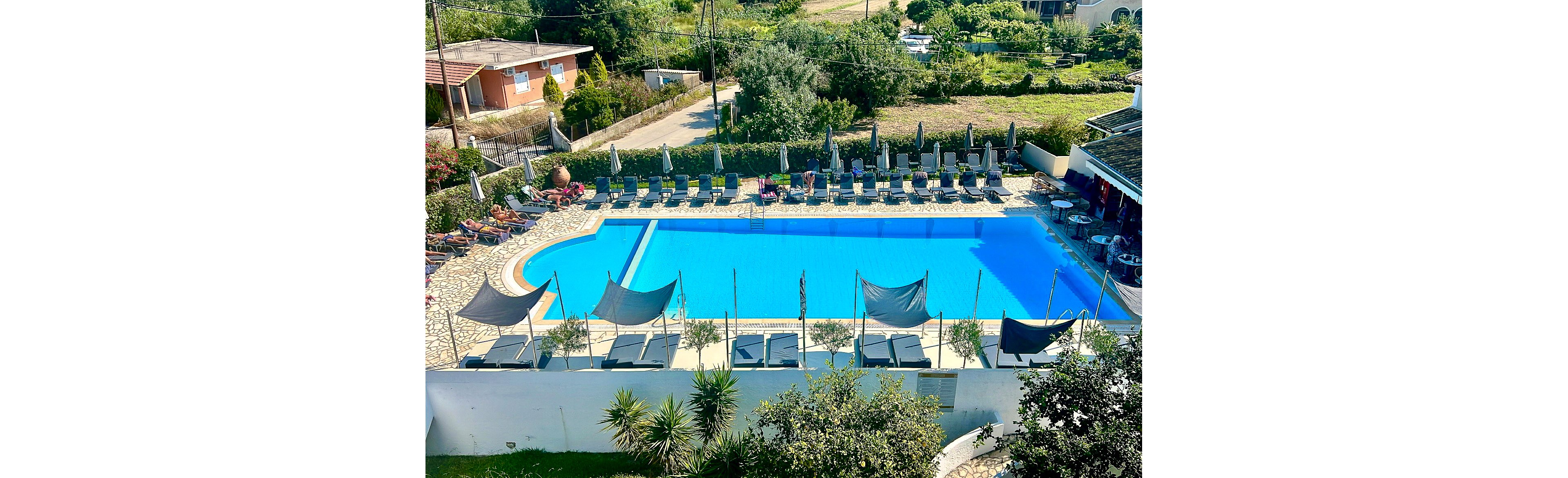 Bruskos Hotel & Suites