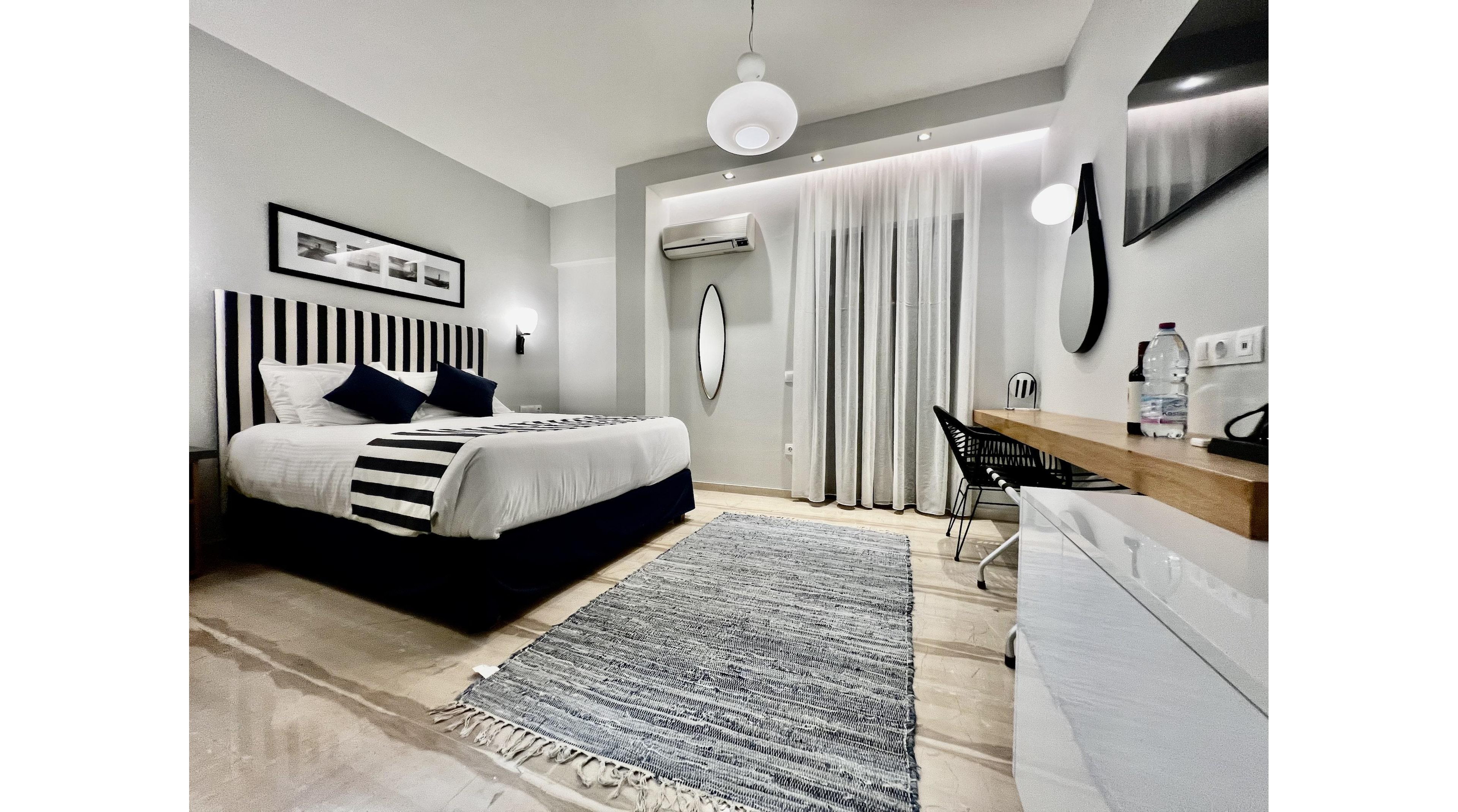 Bruskos Hotel & Suites