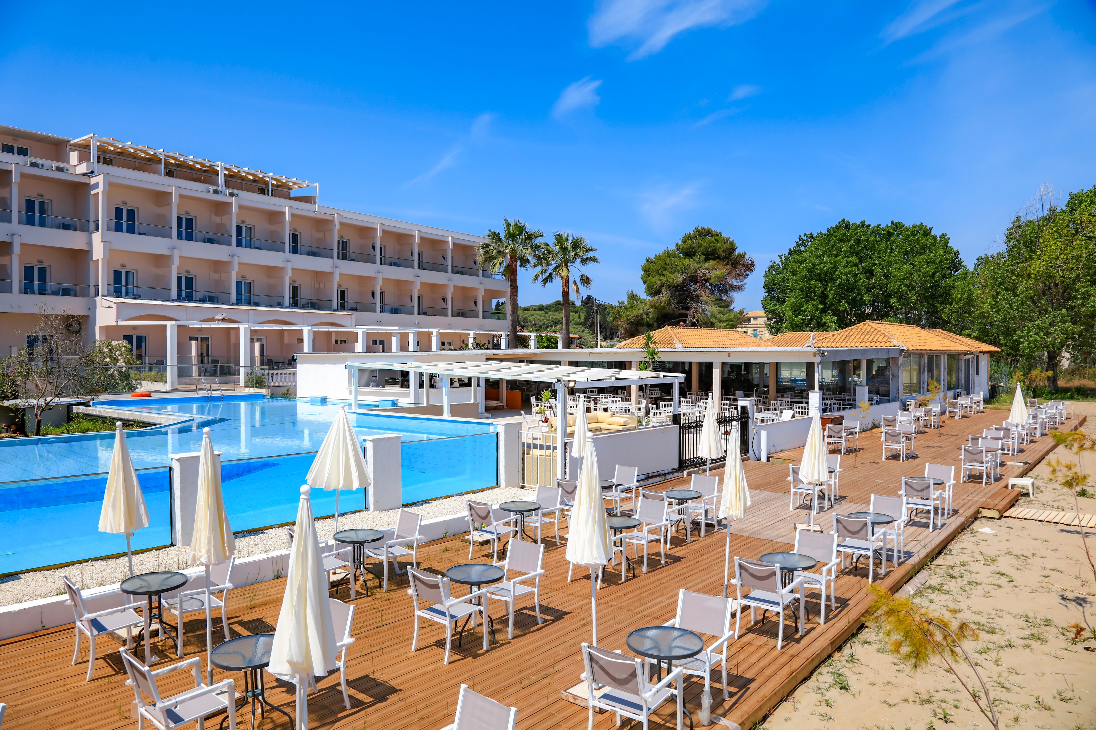 Cavomarina Beach Hotel