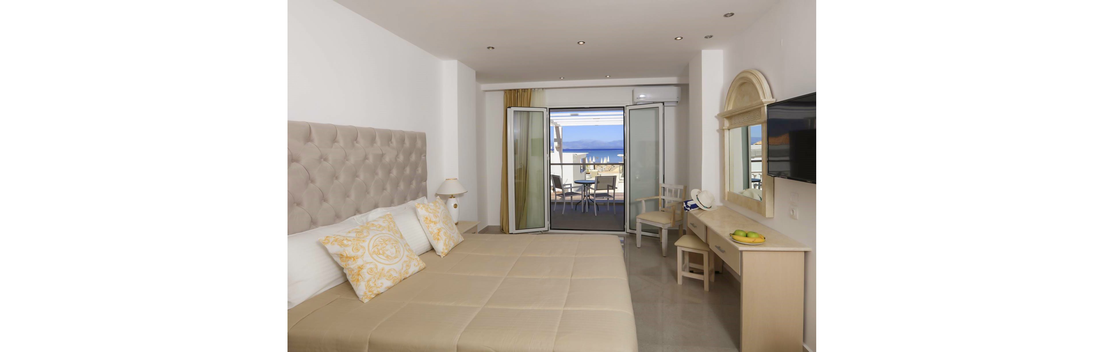 Cavomarina Beach Hotel