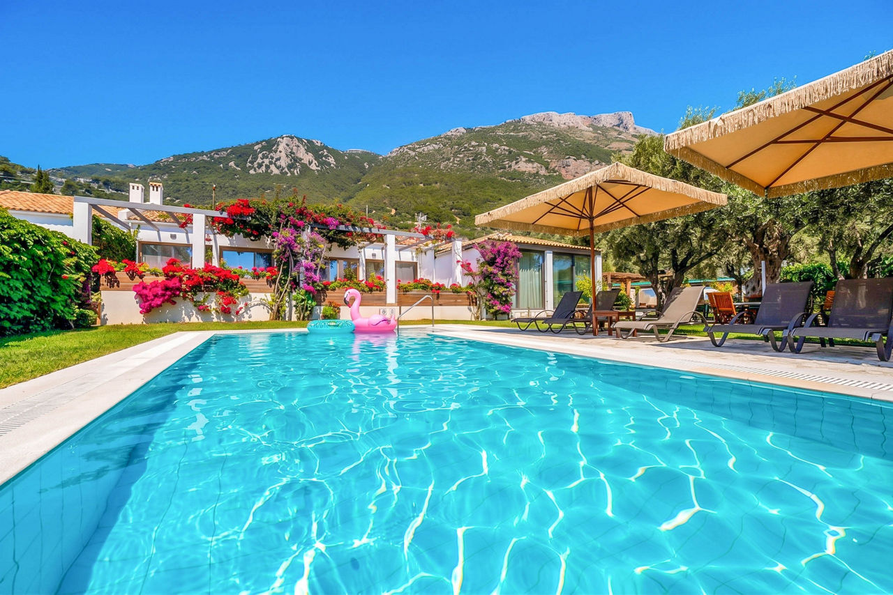Villa Barbati Beachfront