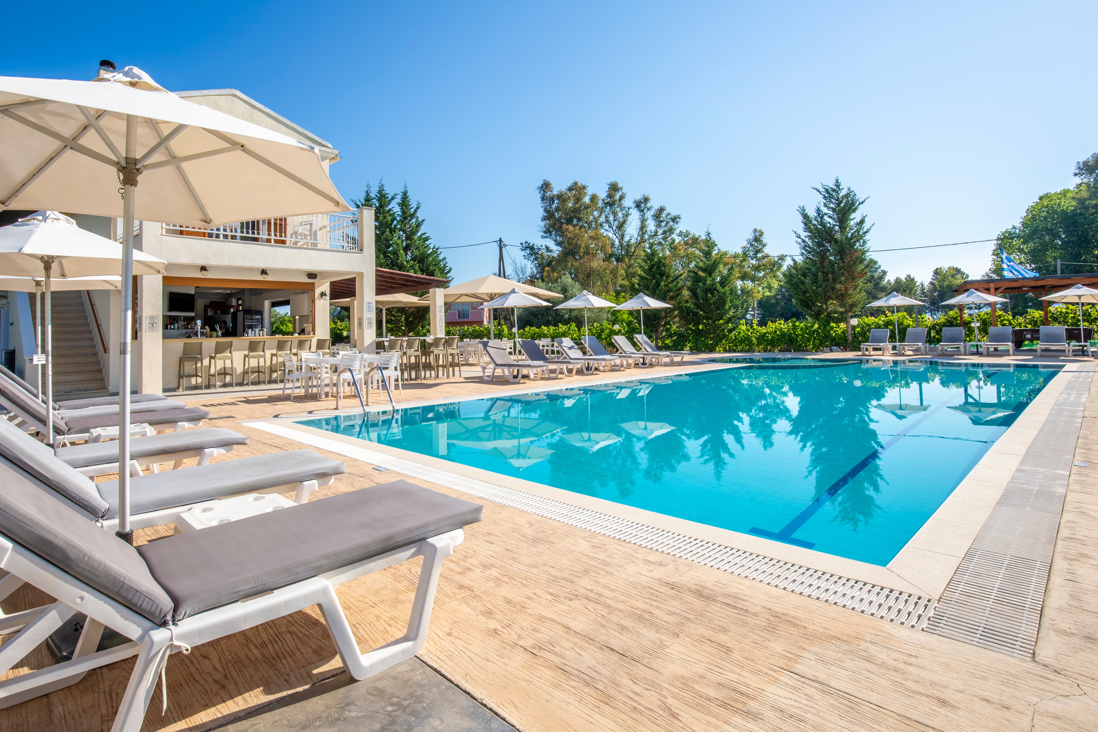 Yianetta Hotel Apartments