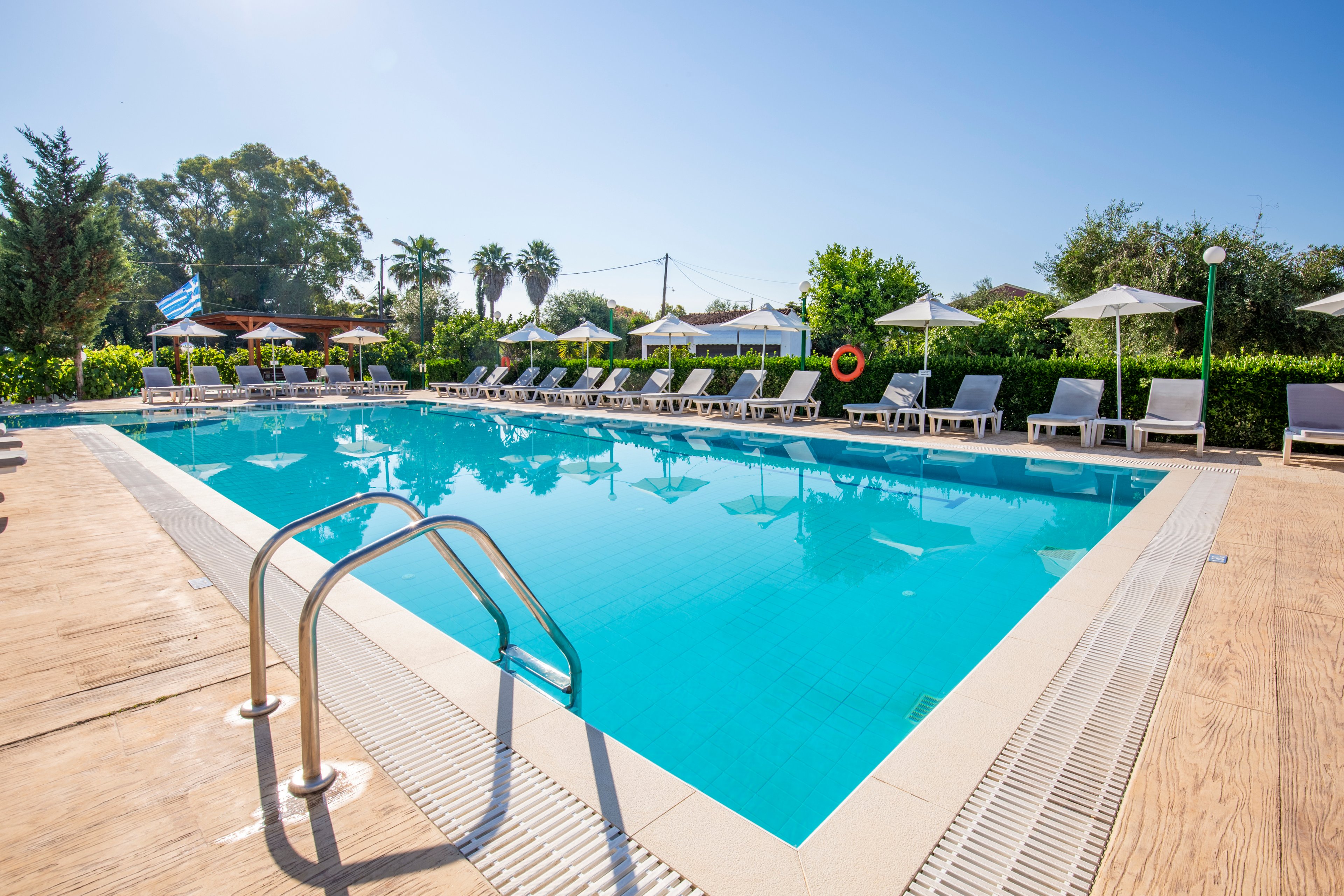 Yianetta Hotel Apartments