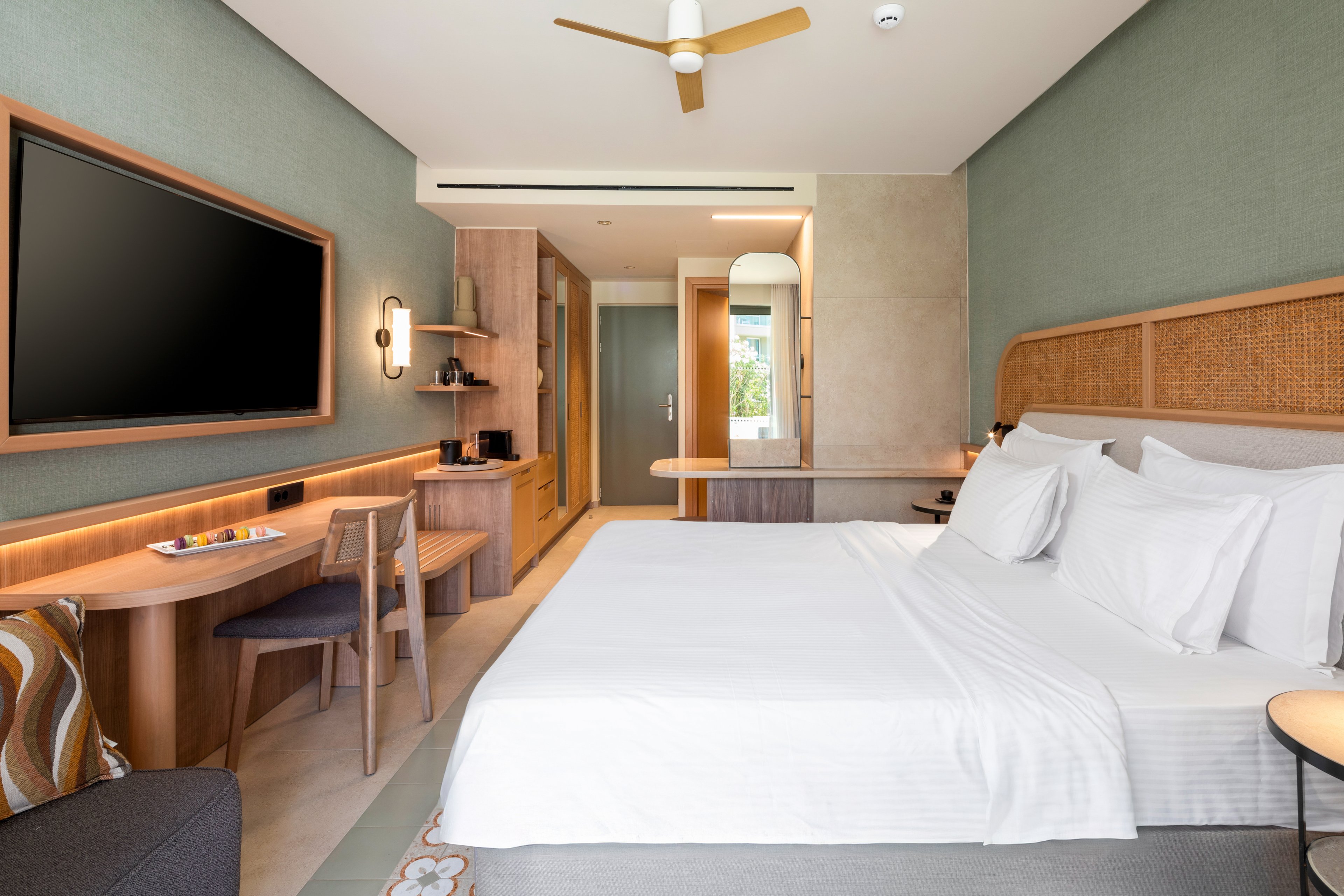 Sentido Apollo Palace