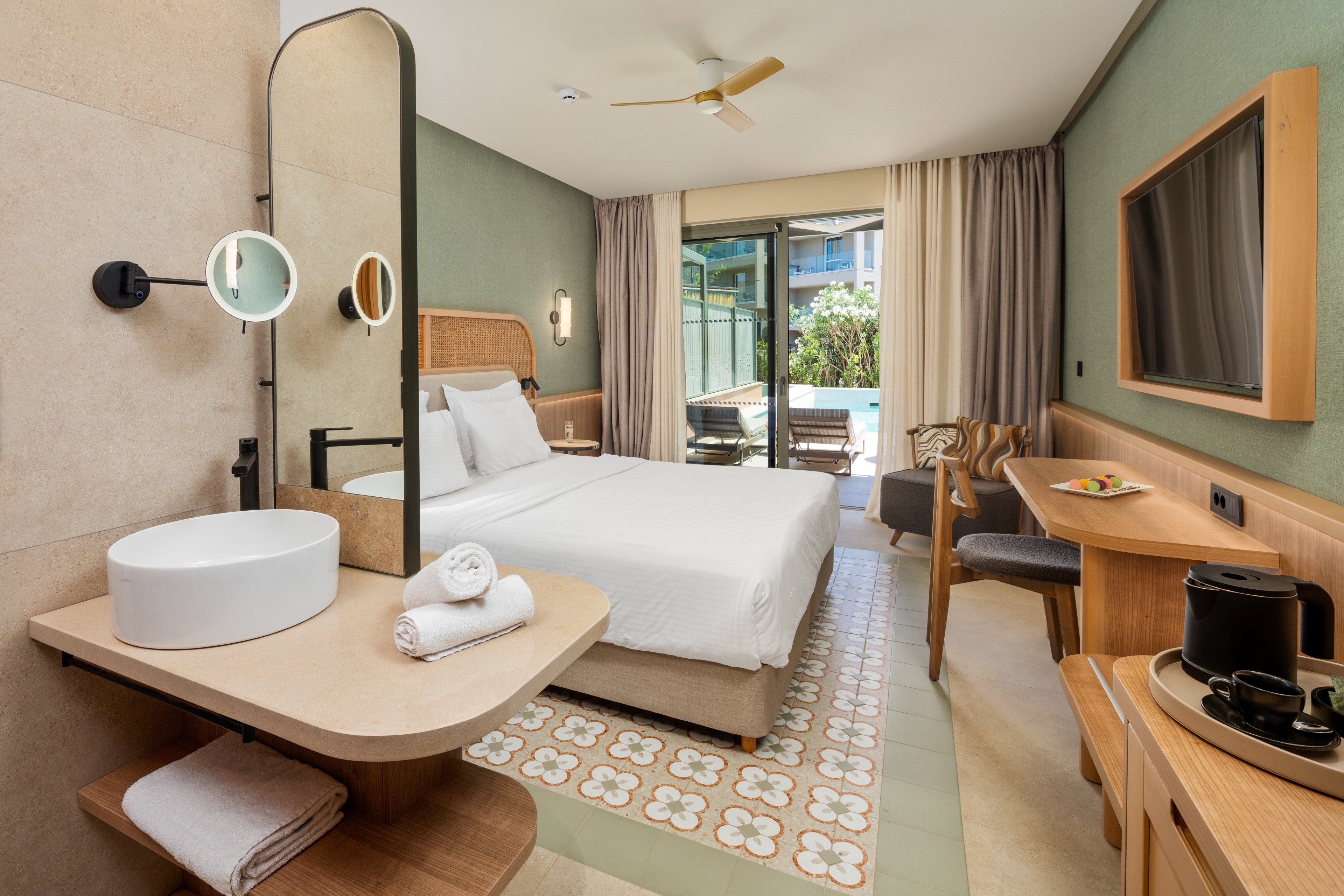 Sentido Apollo Palace