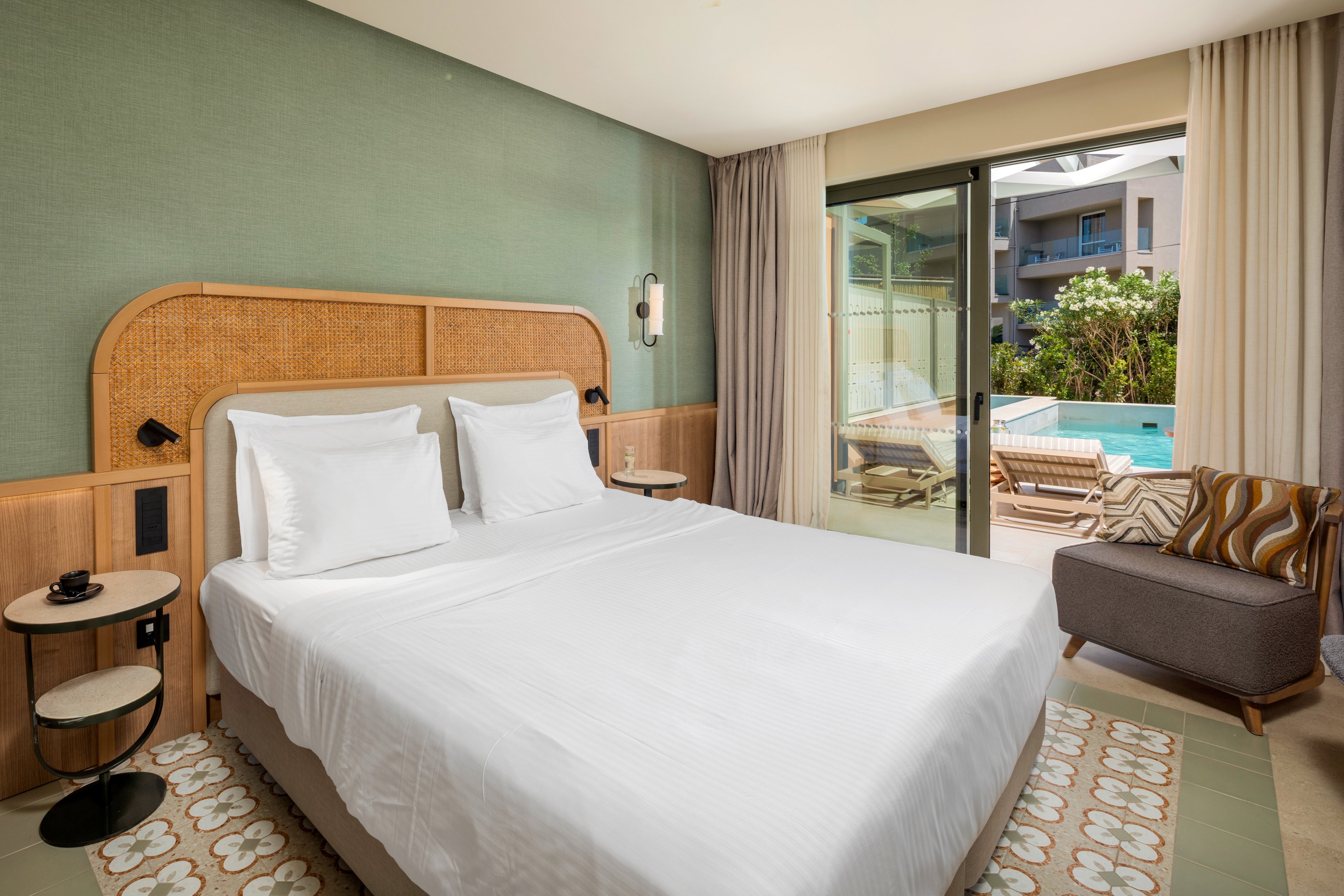 Sentido Apollo Palace