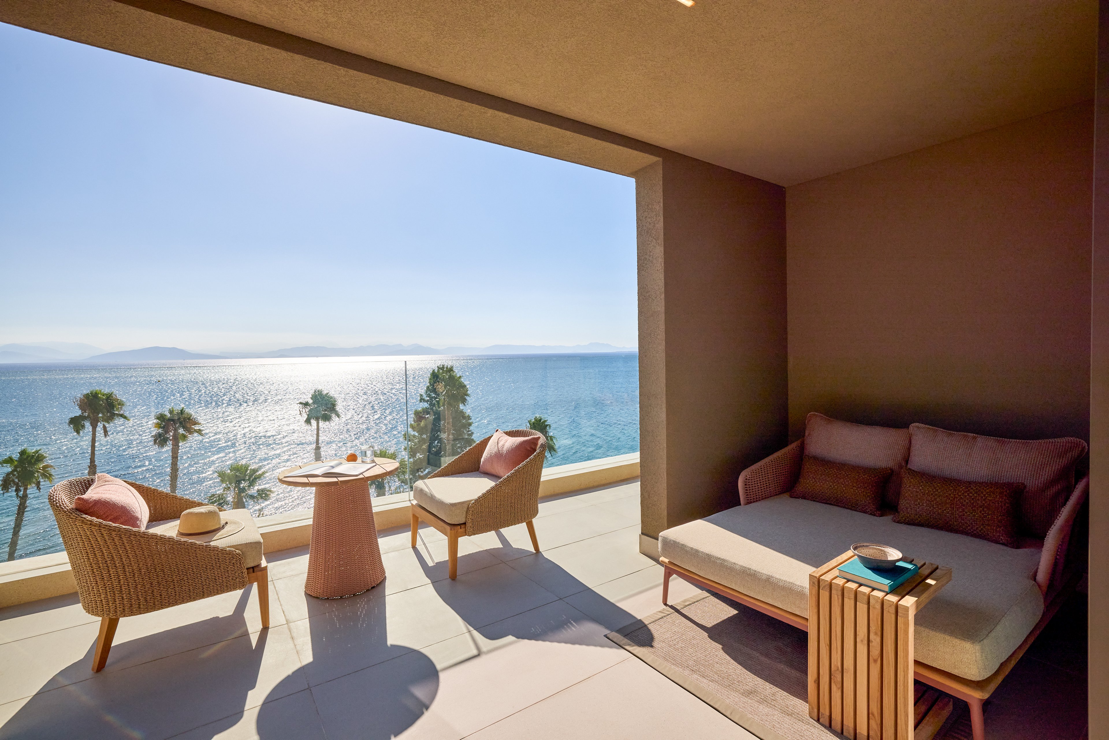 Avali Mar-Bella Collection