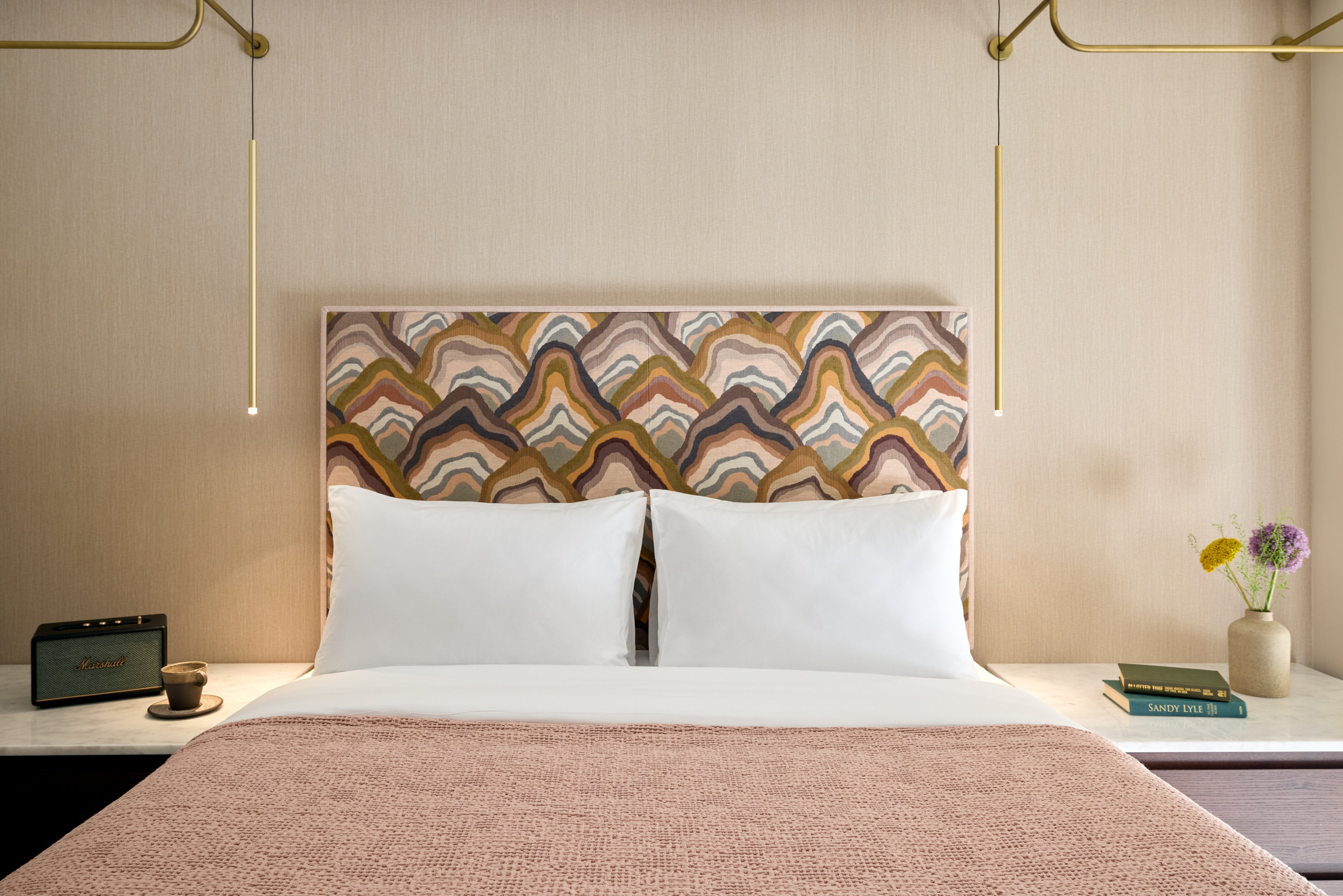 Avali Mar-Bella Collection