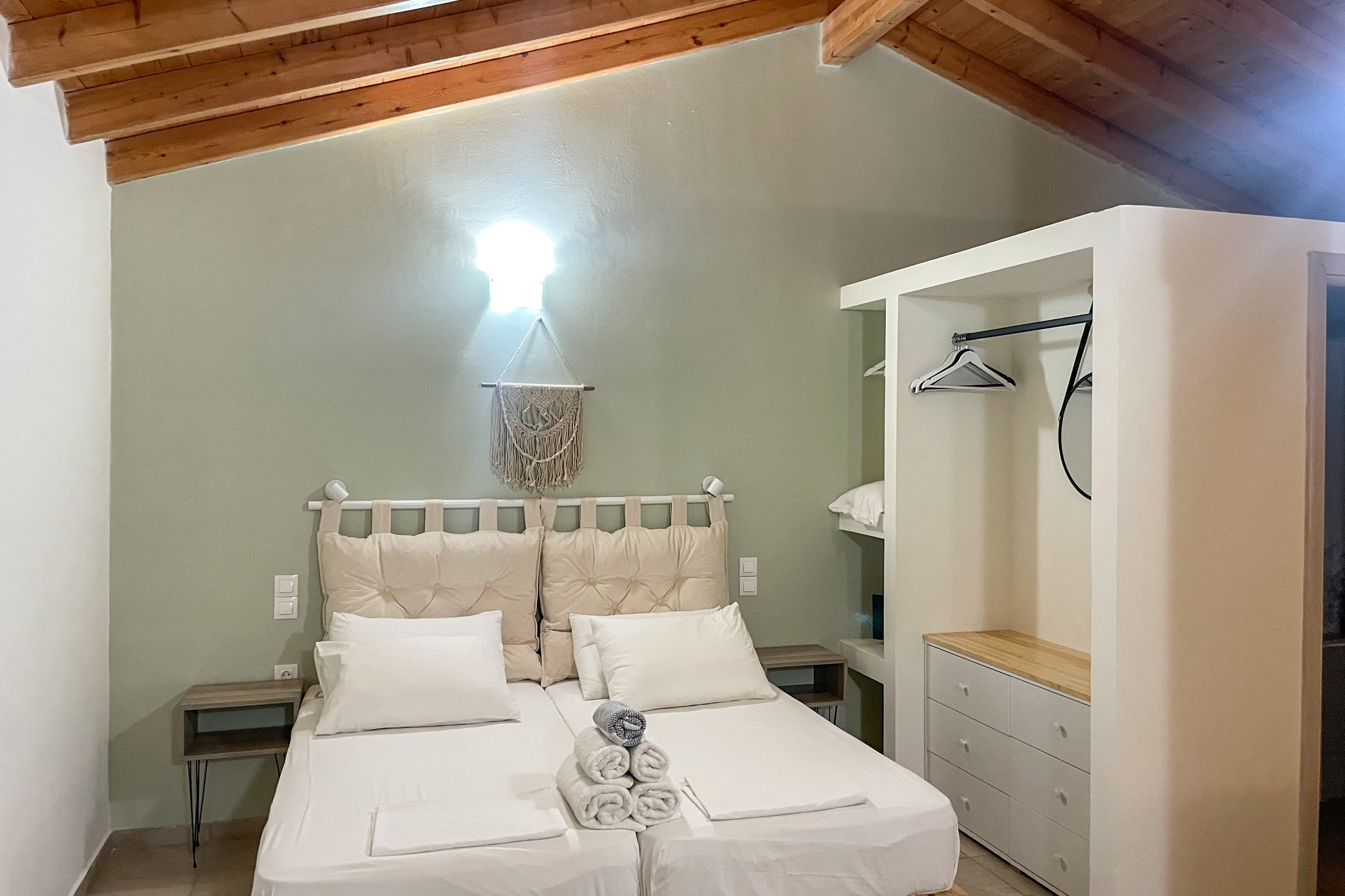 Mythos Apartments Hotel