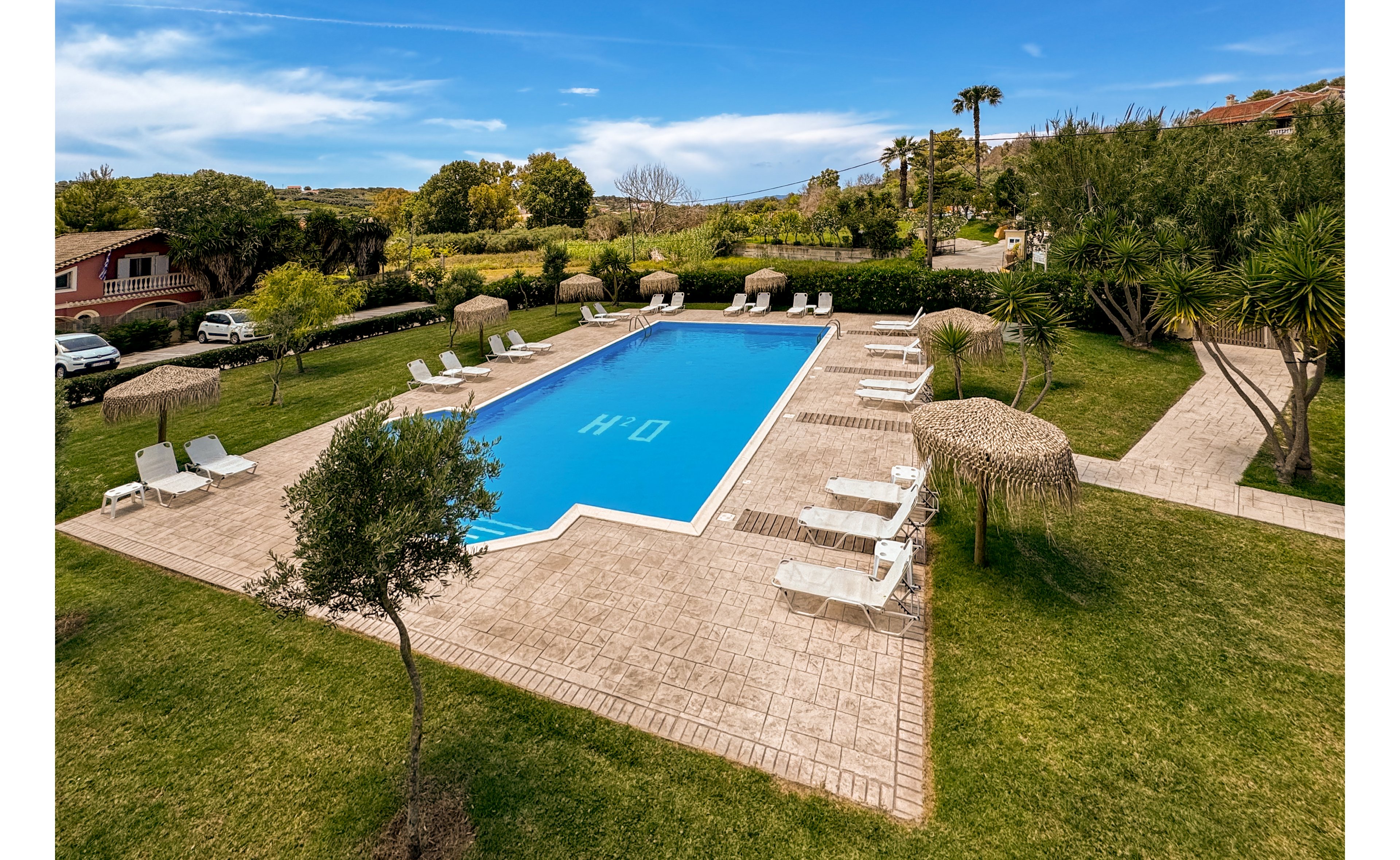 Mythos Apartments Hotel