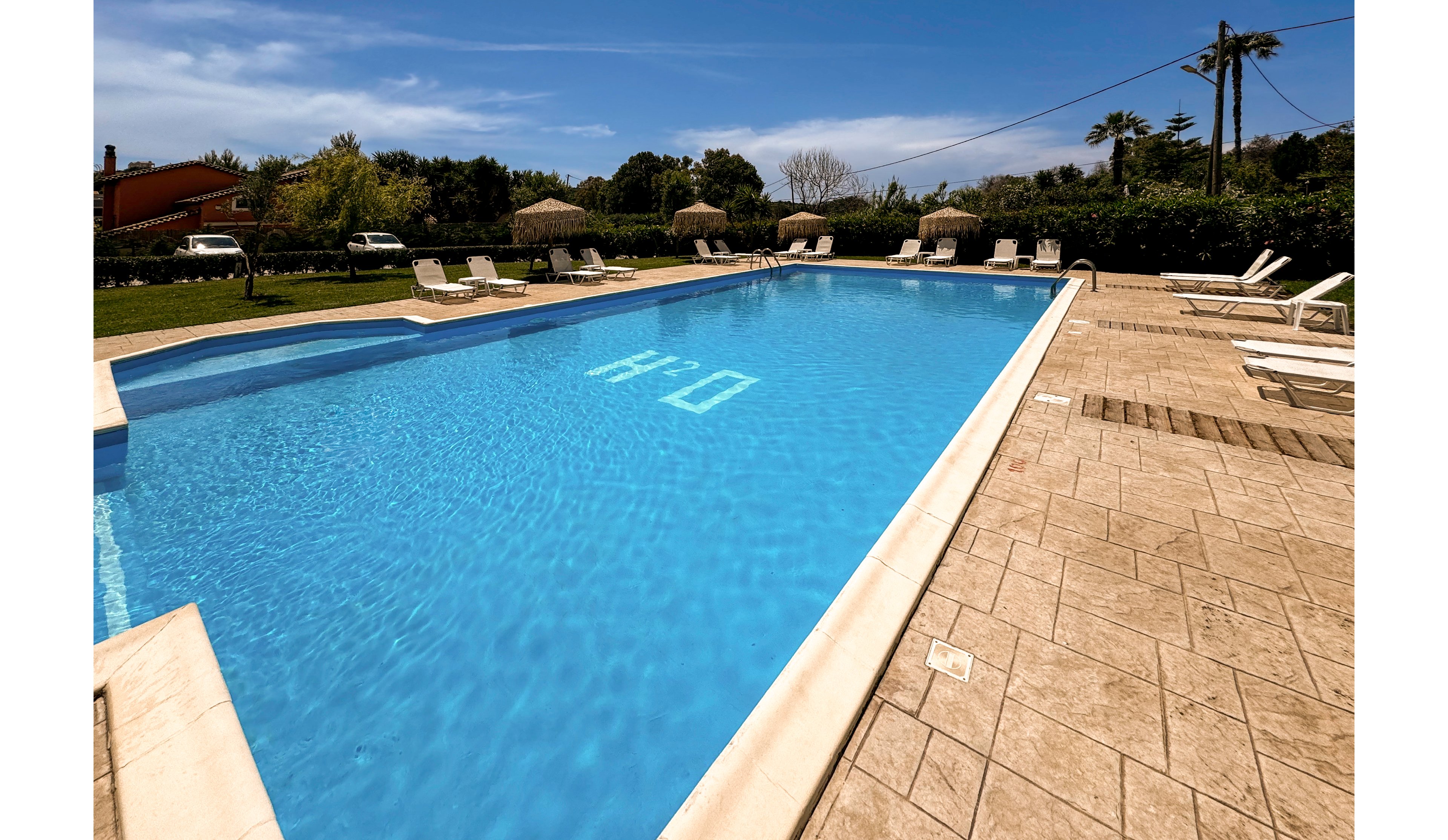 Mythos Apartments Hotel