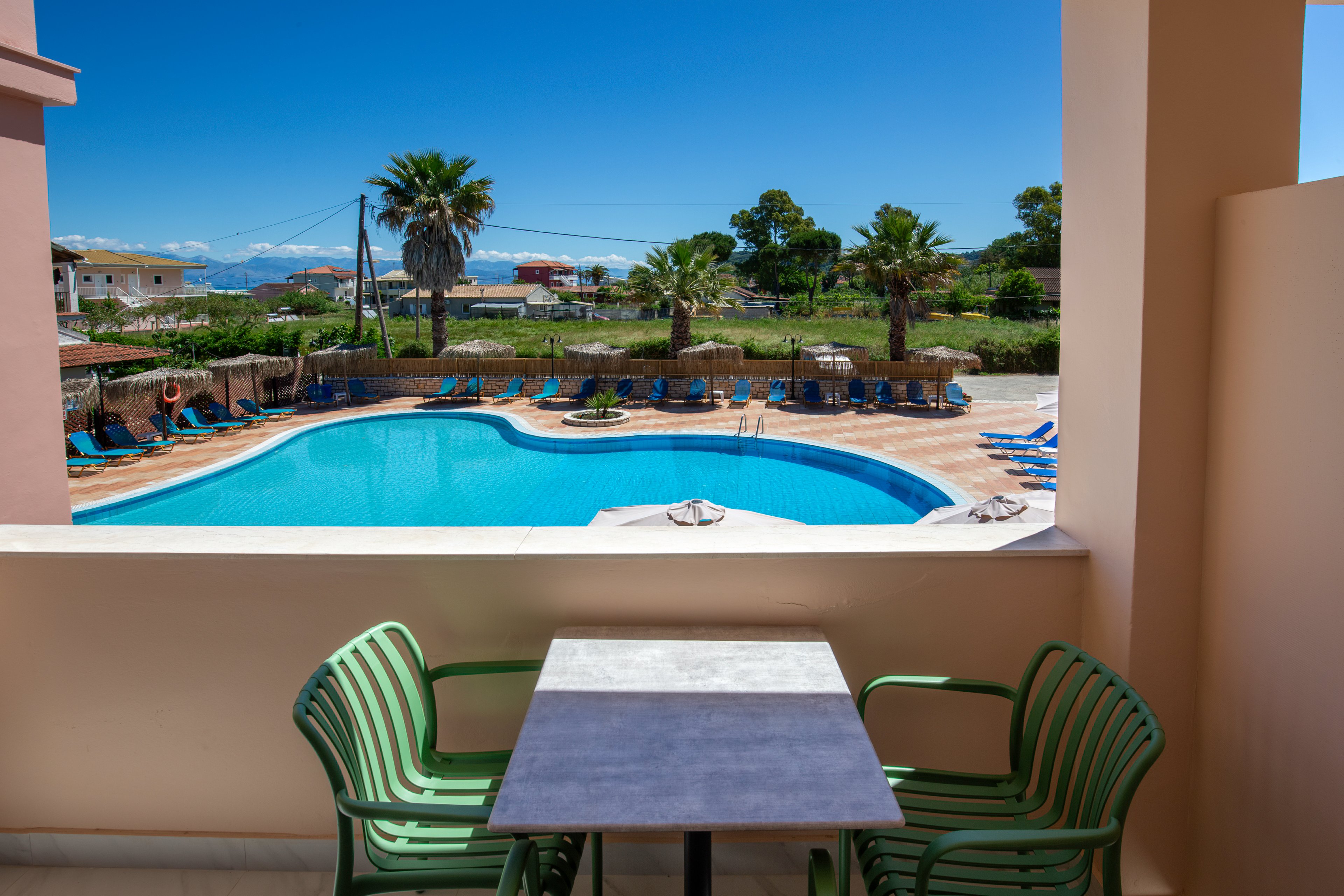 Anemona Studios & Apartments