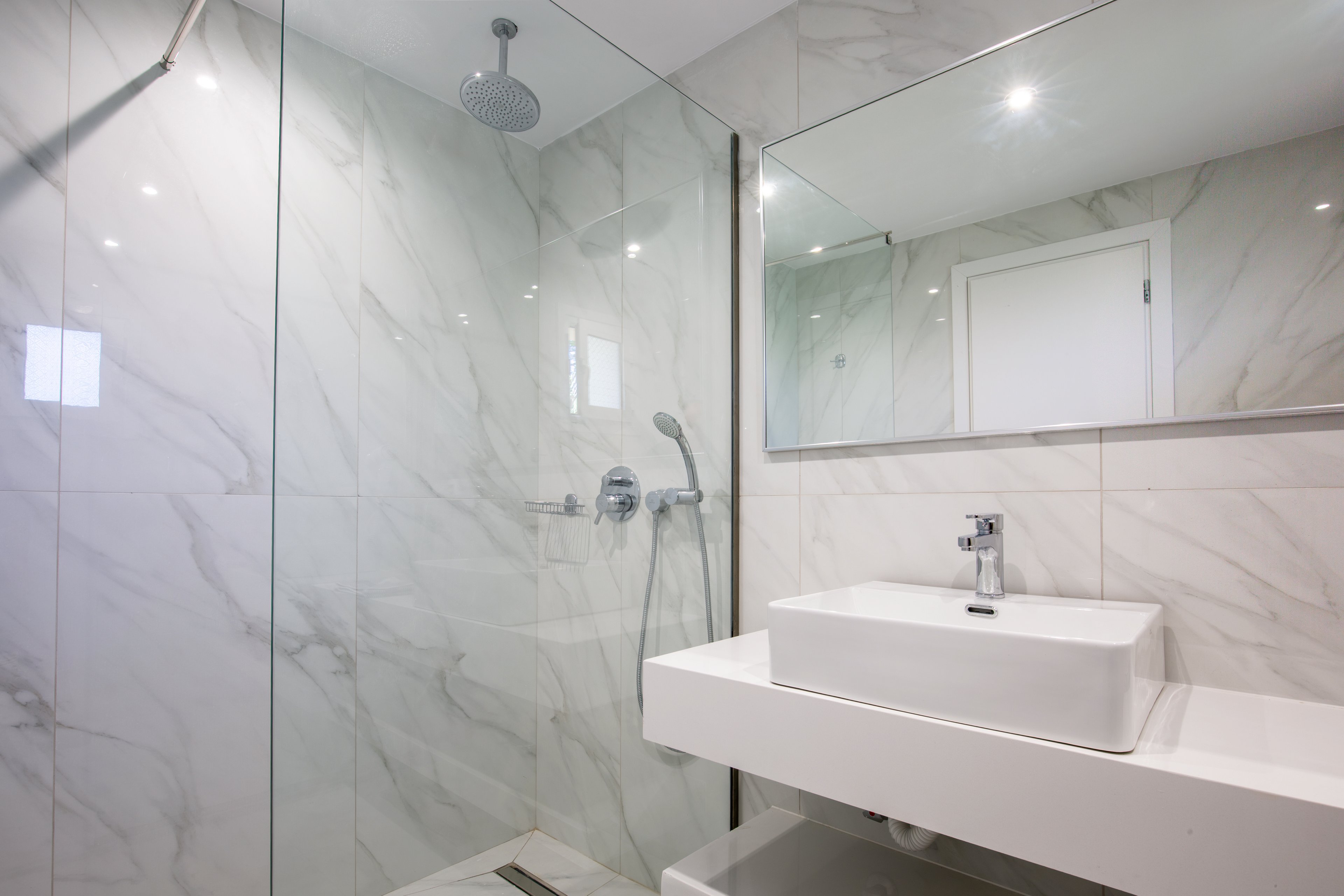 Anemona Studios & Apartments
