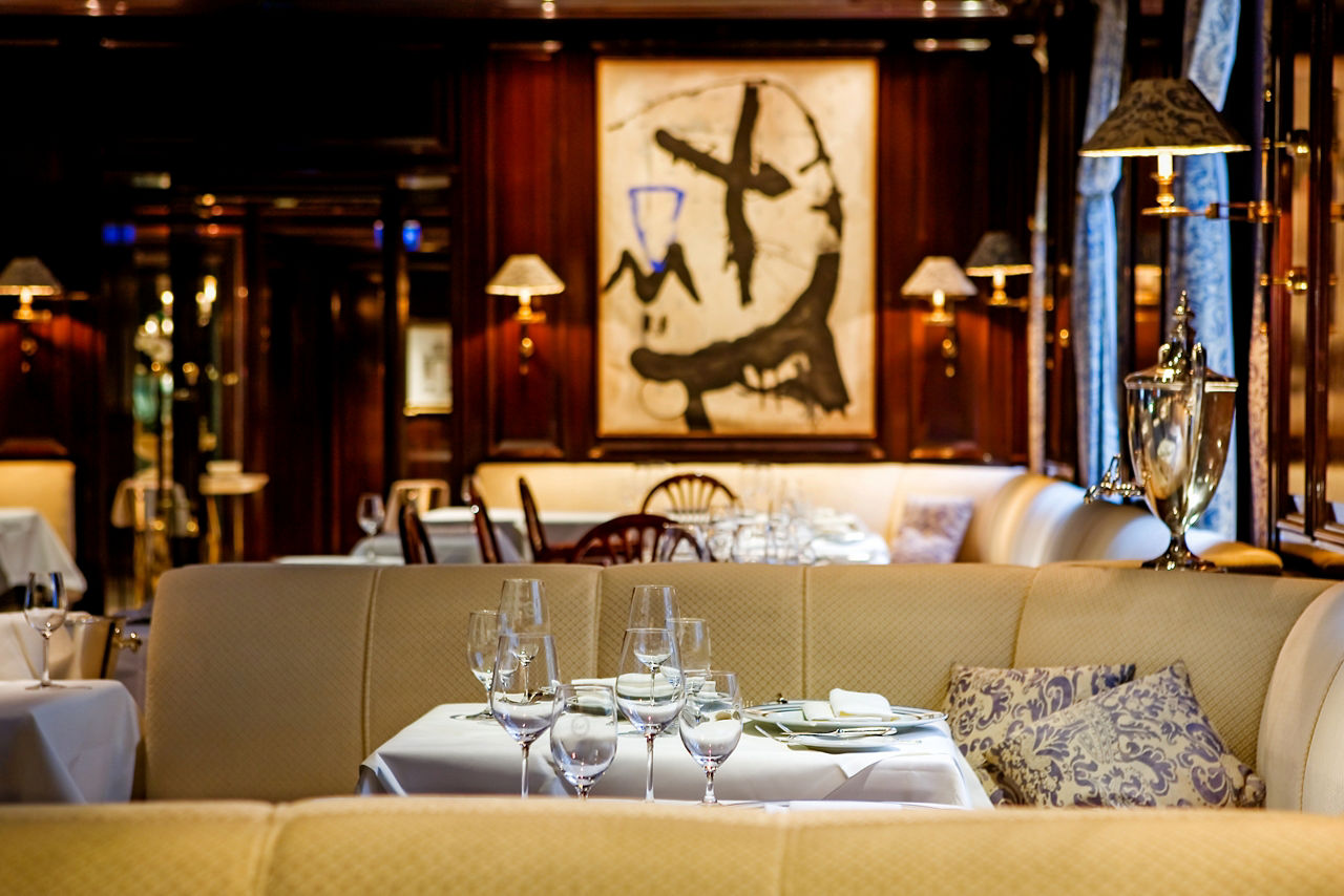 Excelsior Hotel Ernst