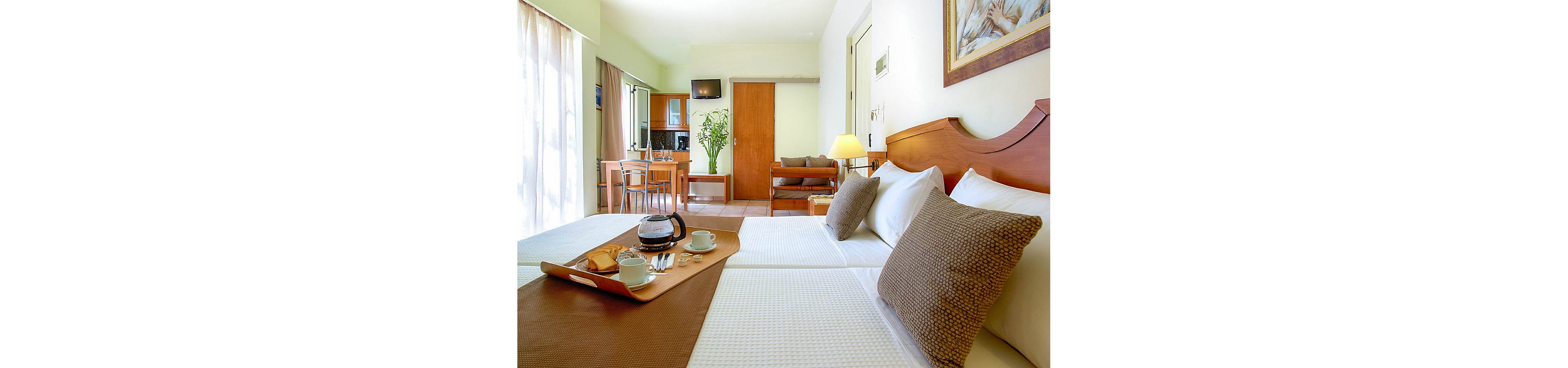 Elotis Suites