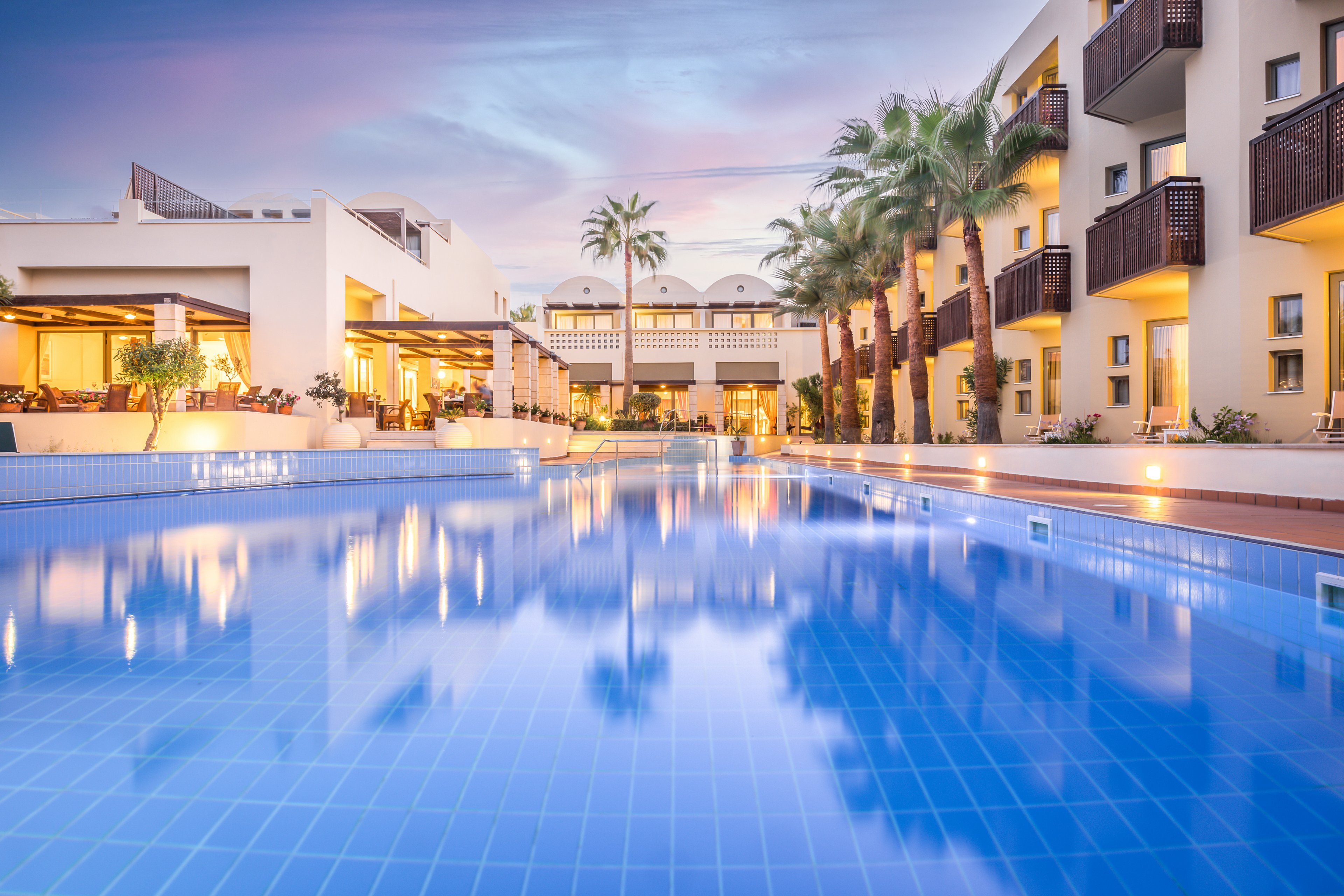 Giannoulis Santa Marina Plaza