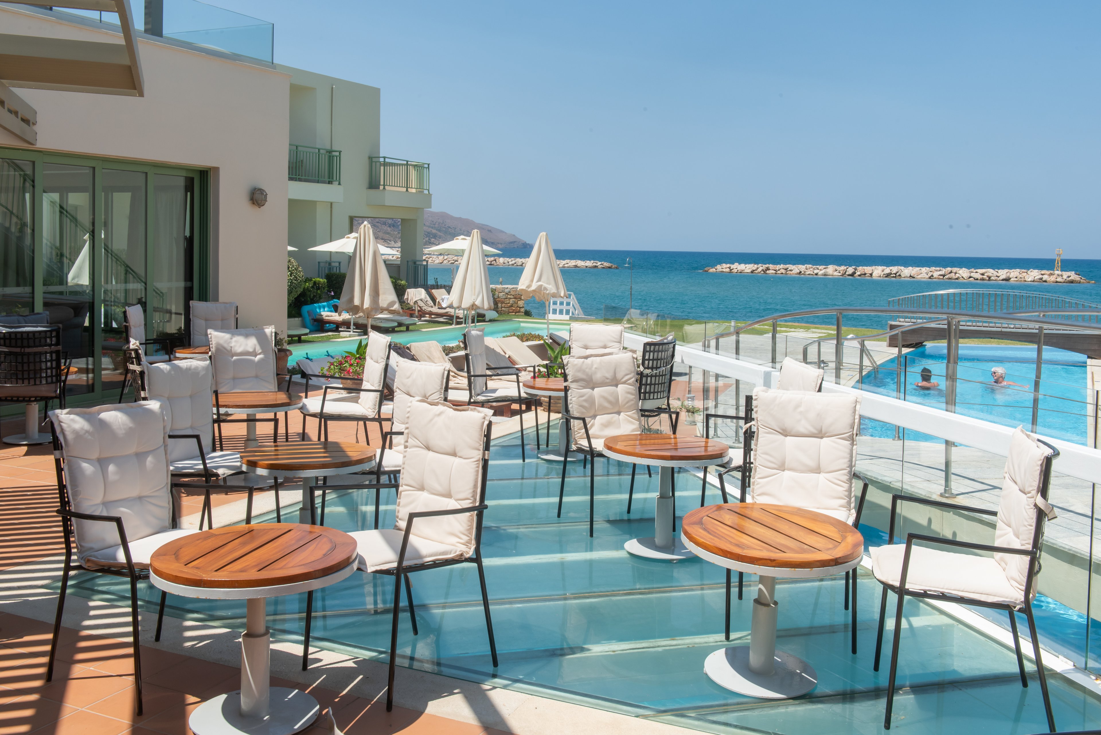 Giannoulis Grand Bay Beach Resort