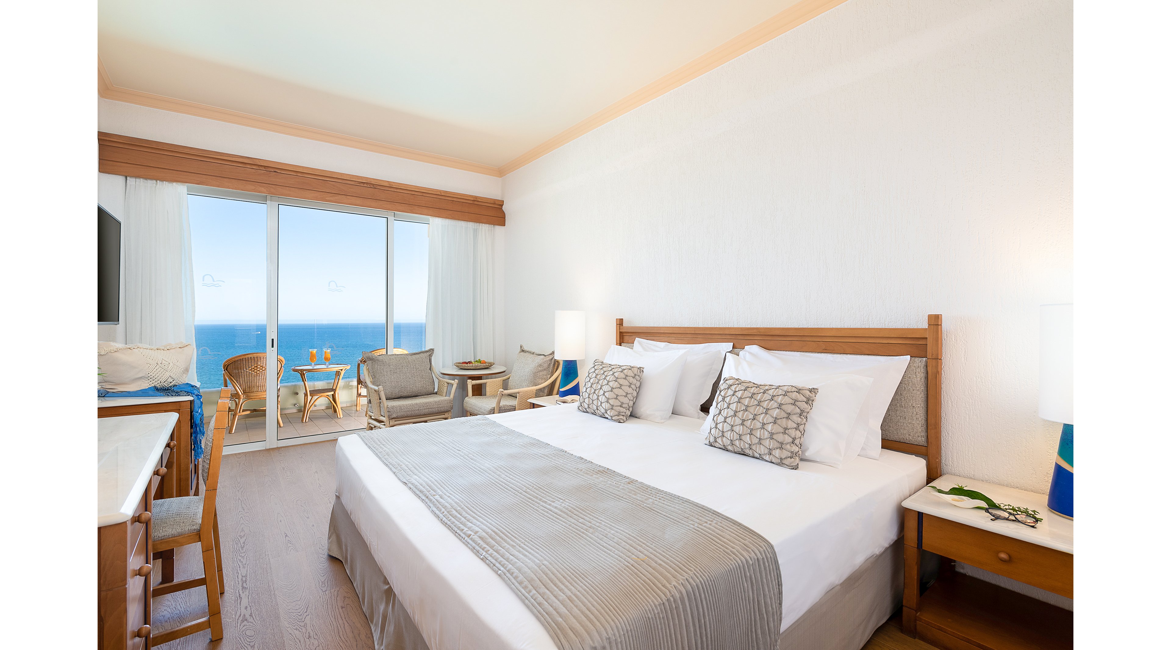 Leptos Panorama Hotel