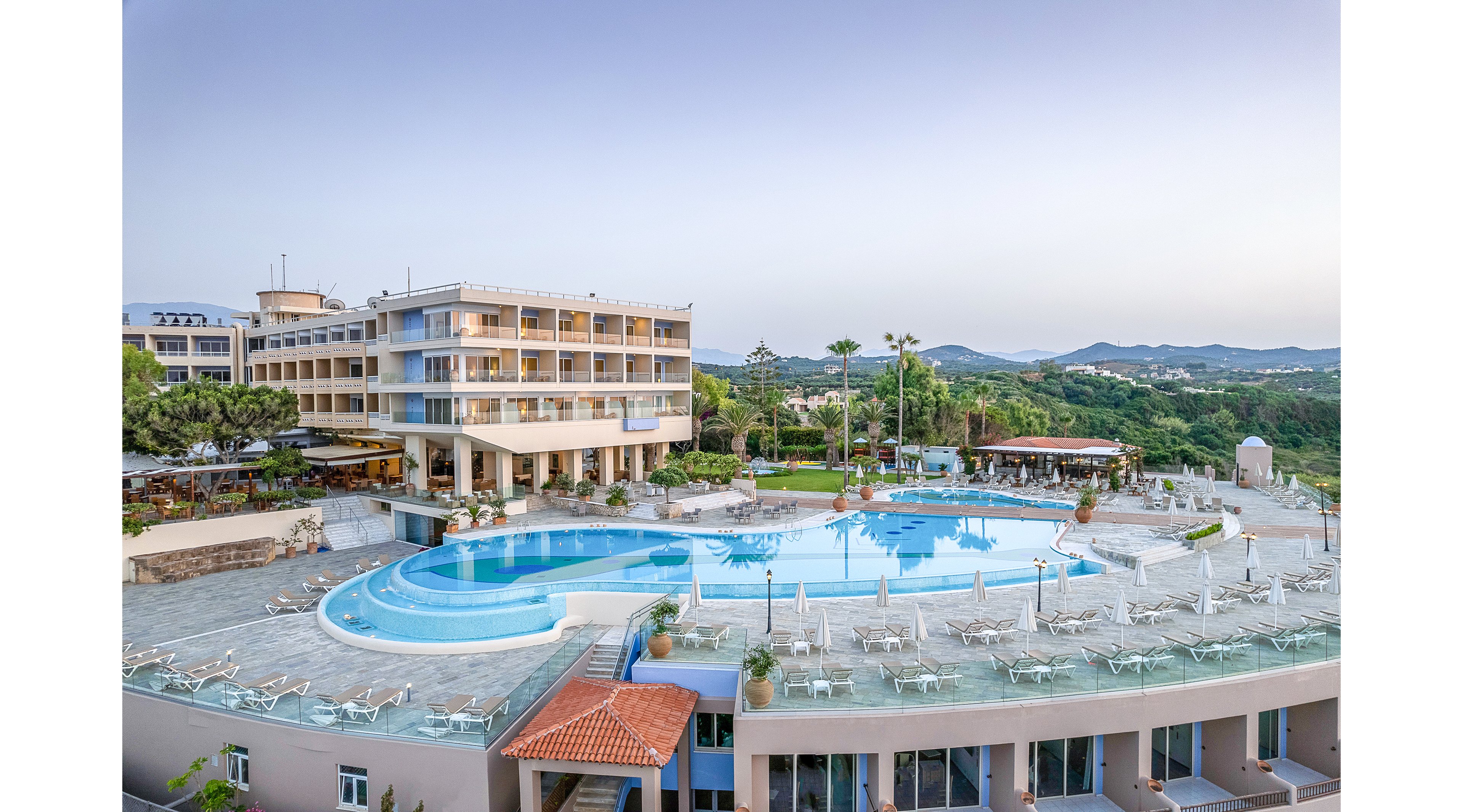 Leptos Panorama Hotel