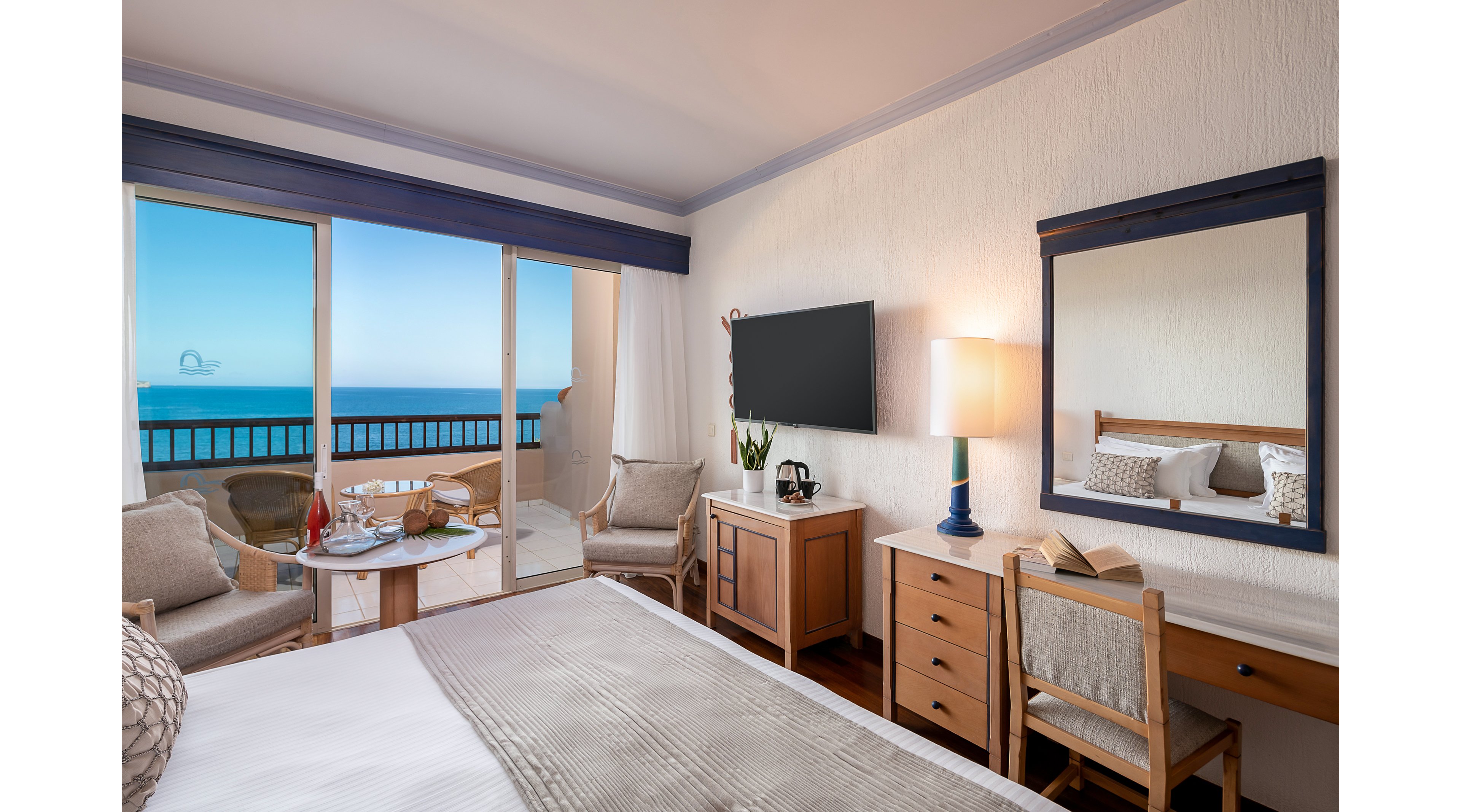 Leptos Panorama Hotel