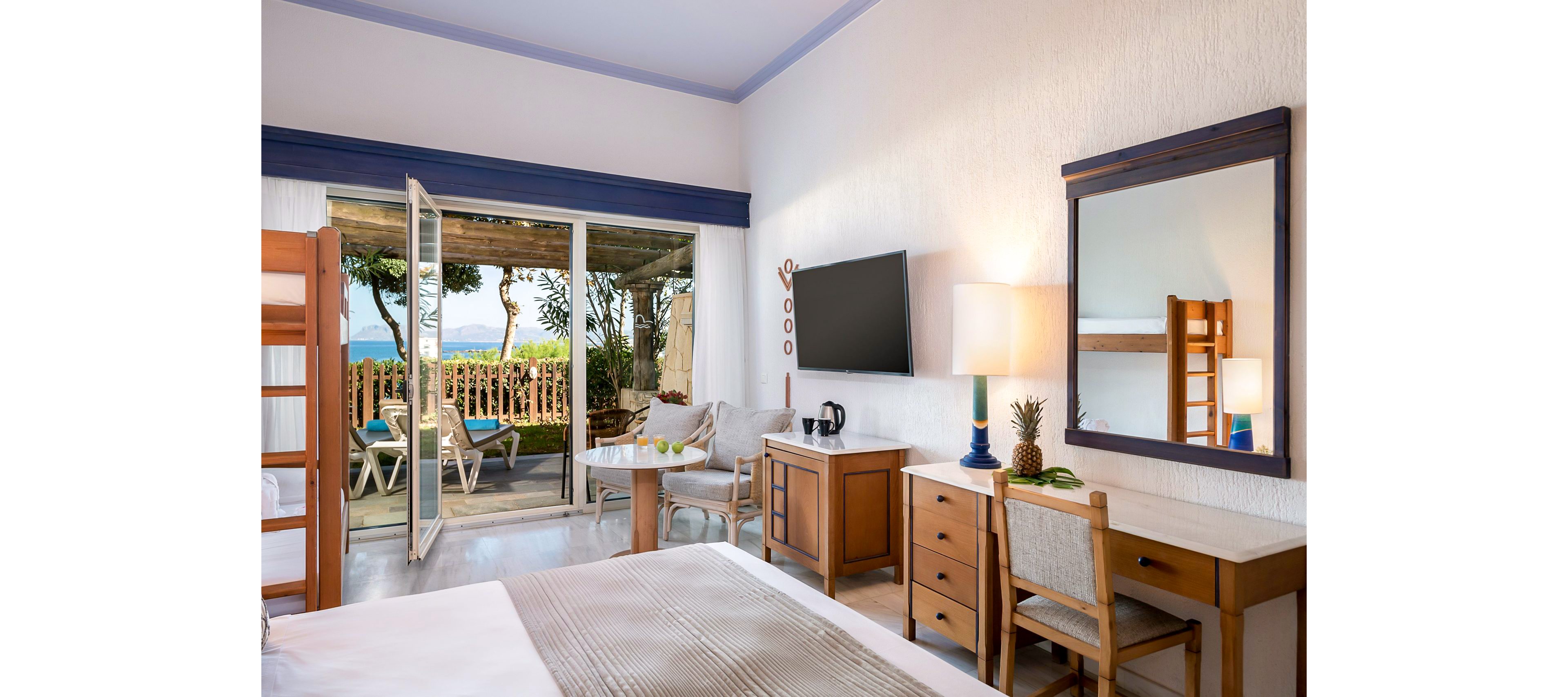 Leptos Panorama Hotel