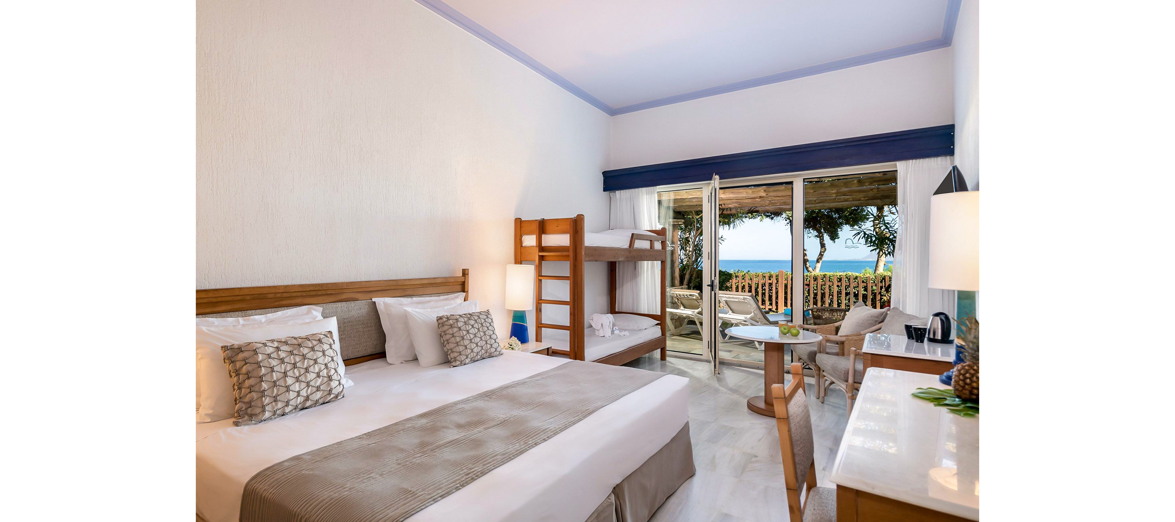 Leptos Panorama Hotel