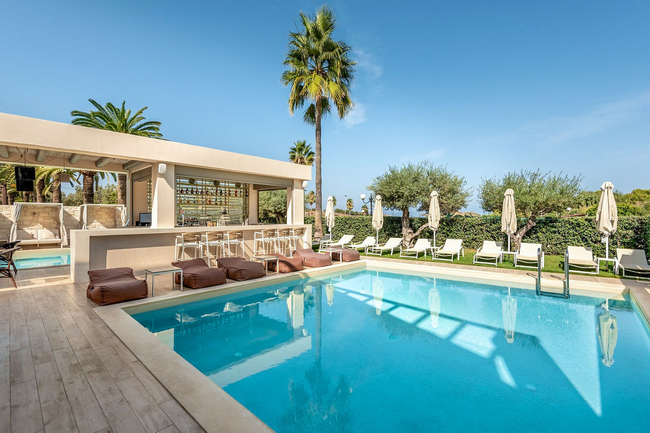 Airis Boutique Hotel & Suites