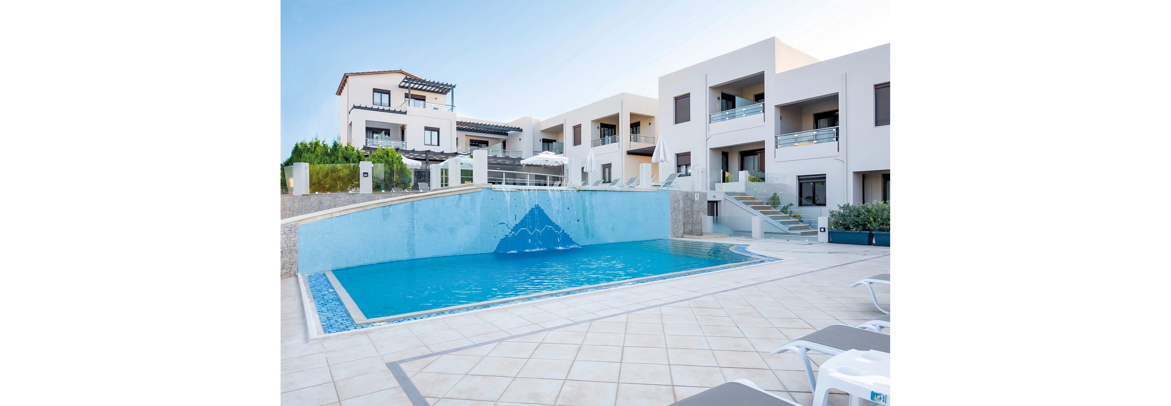 Carisa Suites & Apartments