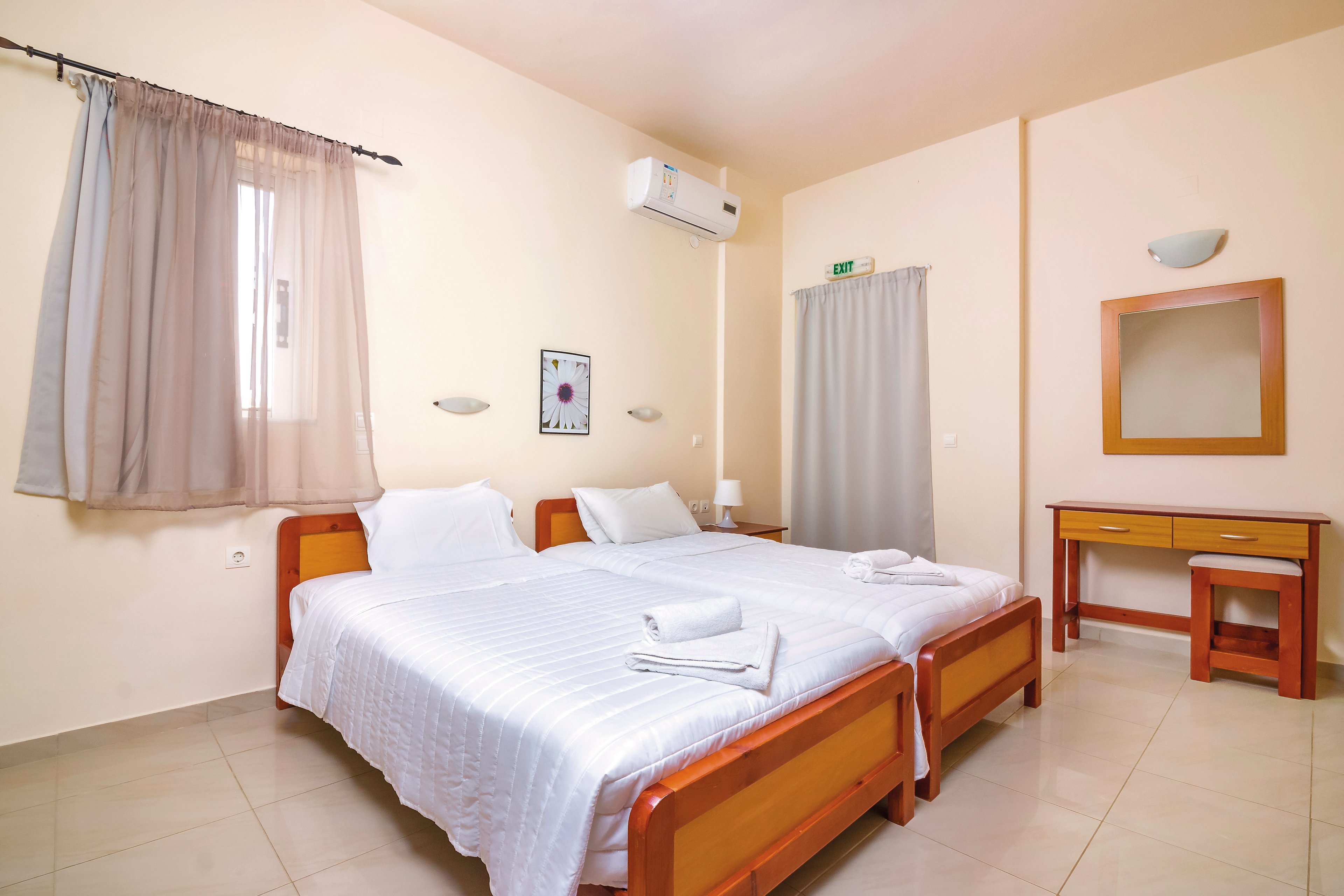 Dimitra & Evdokia Studio Apartments