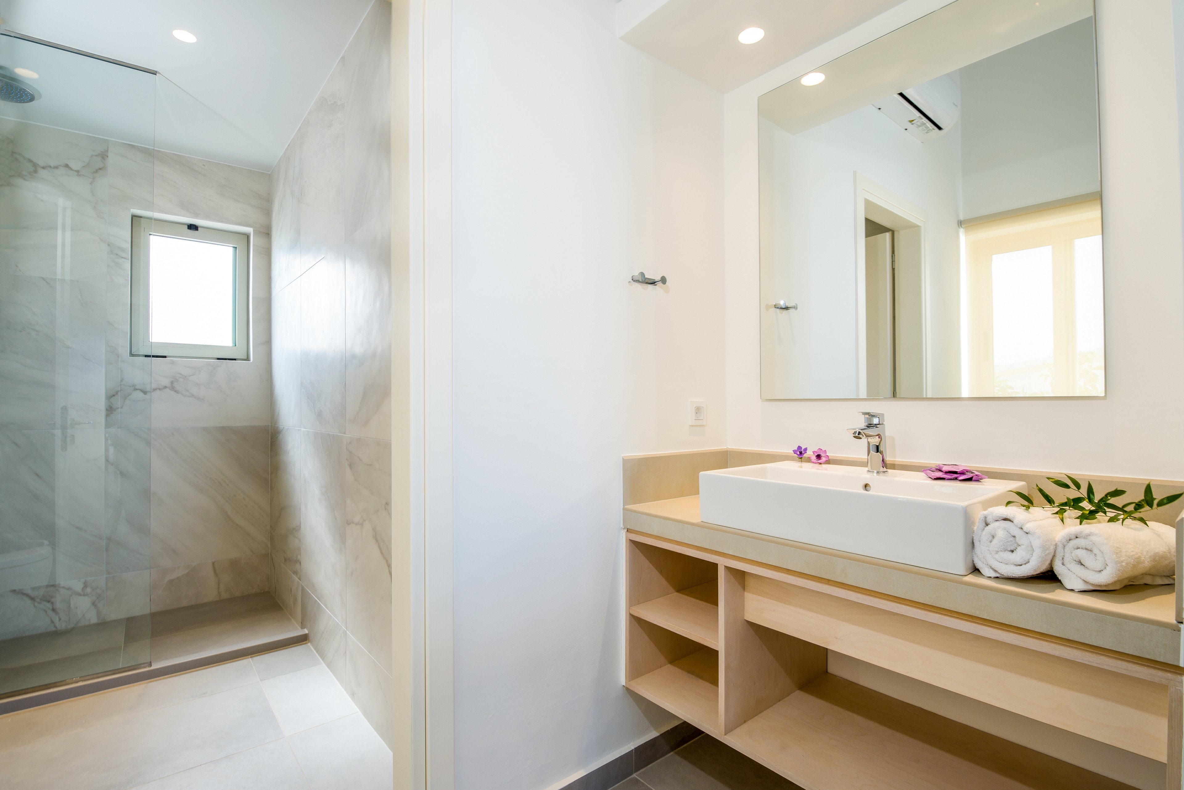 Lotus Hotel Apartments