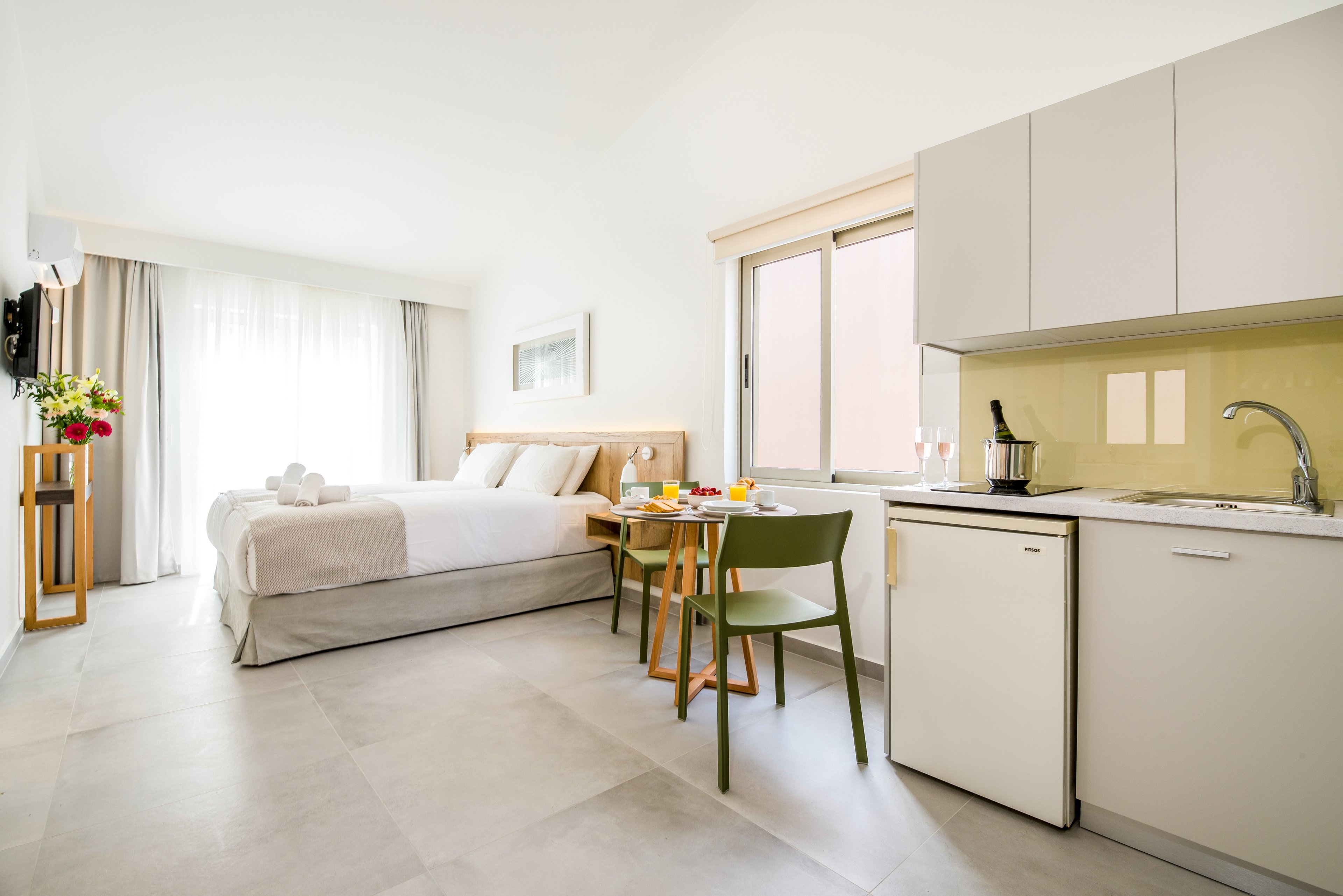 Lotus Hotel Apartments