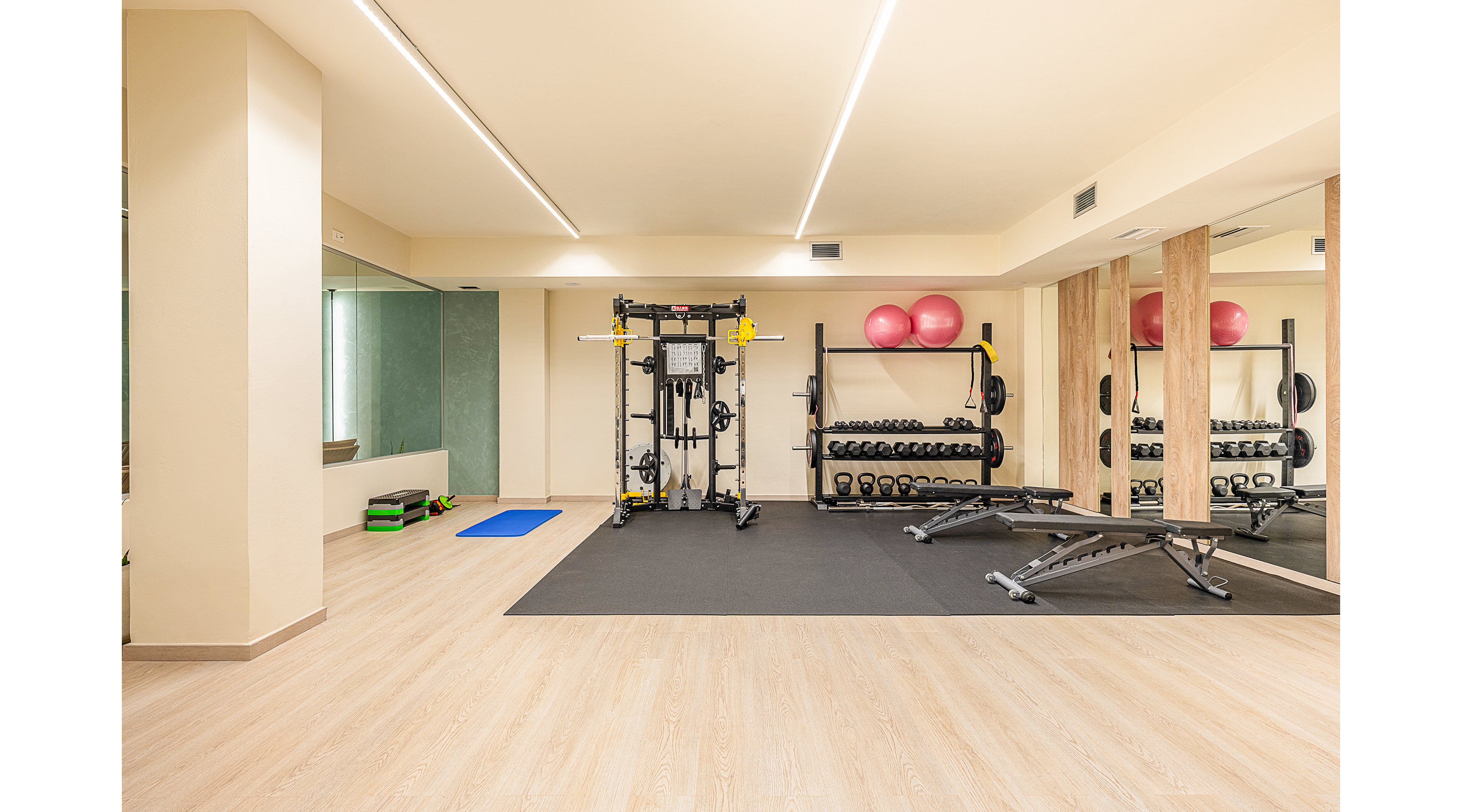 Stefan Village Hotel Apartments