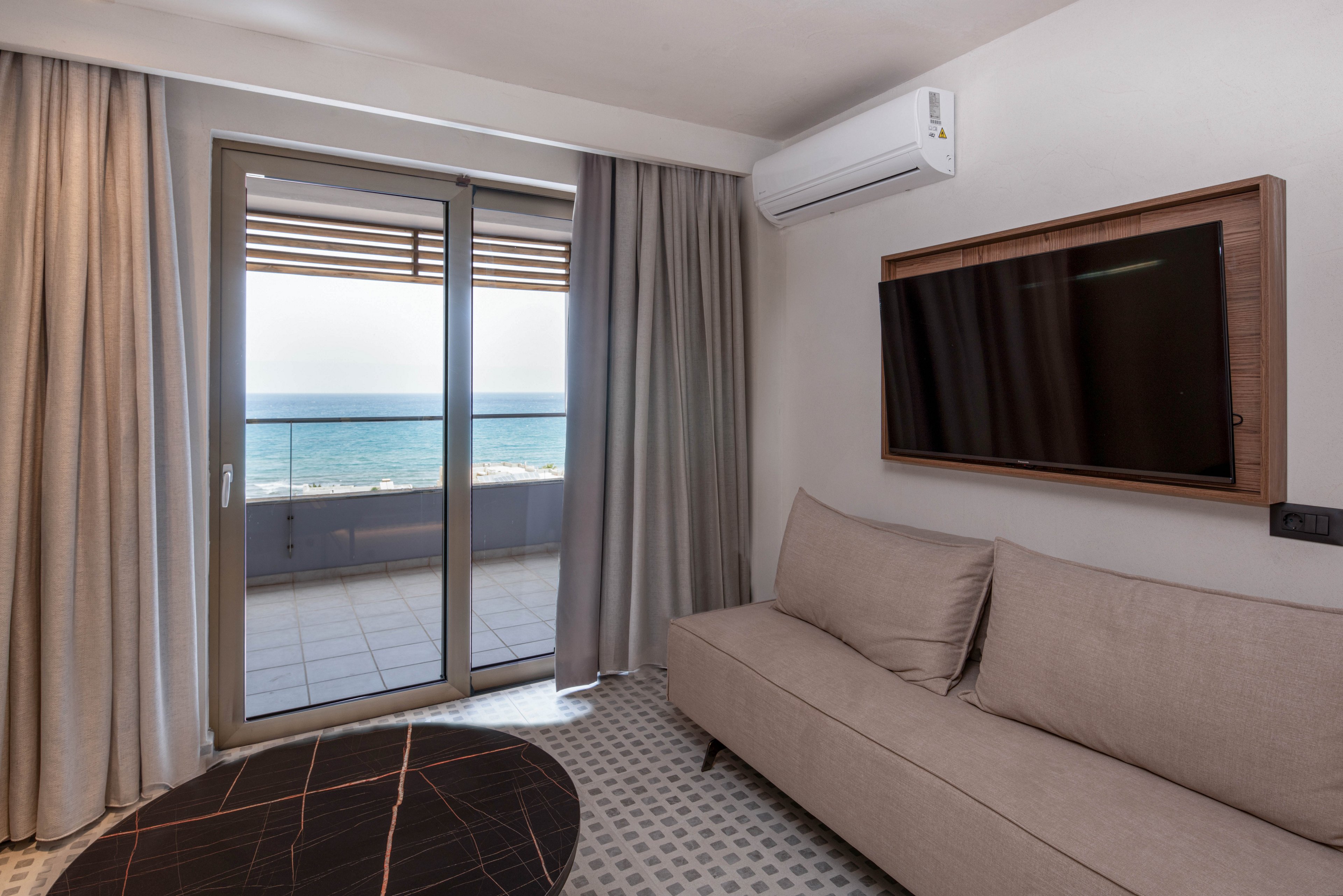 Iolida Beach Hotel