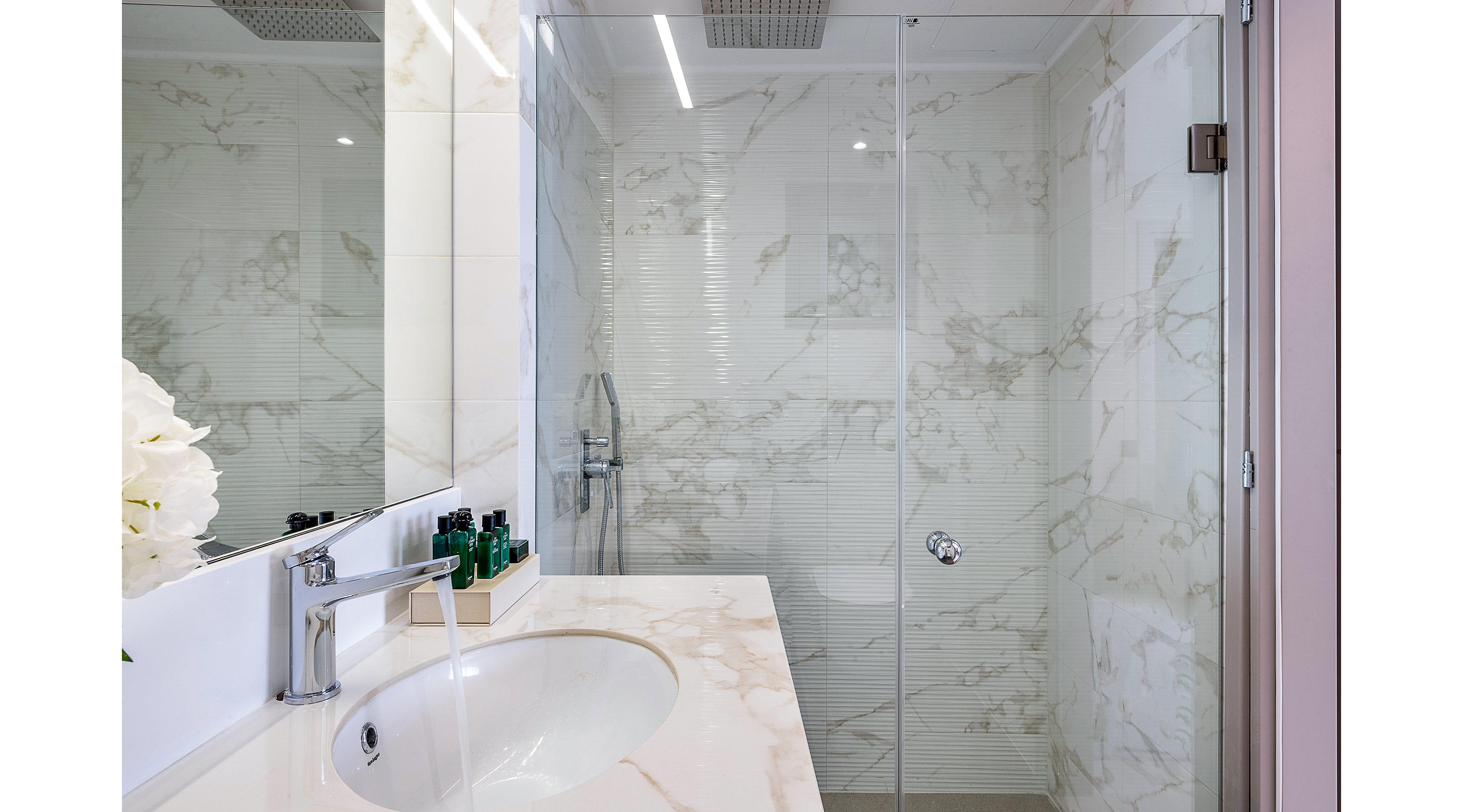 Porto Platanias Luxury Selection