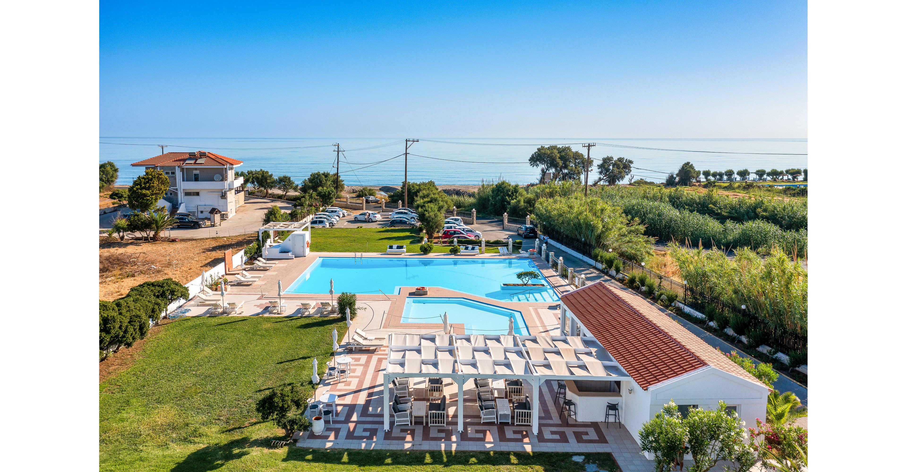 Mrs Chryssana Beach Hotel