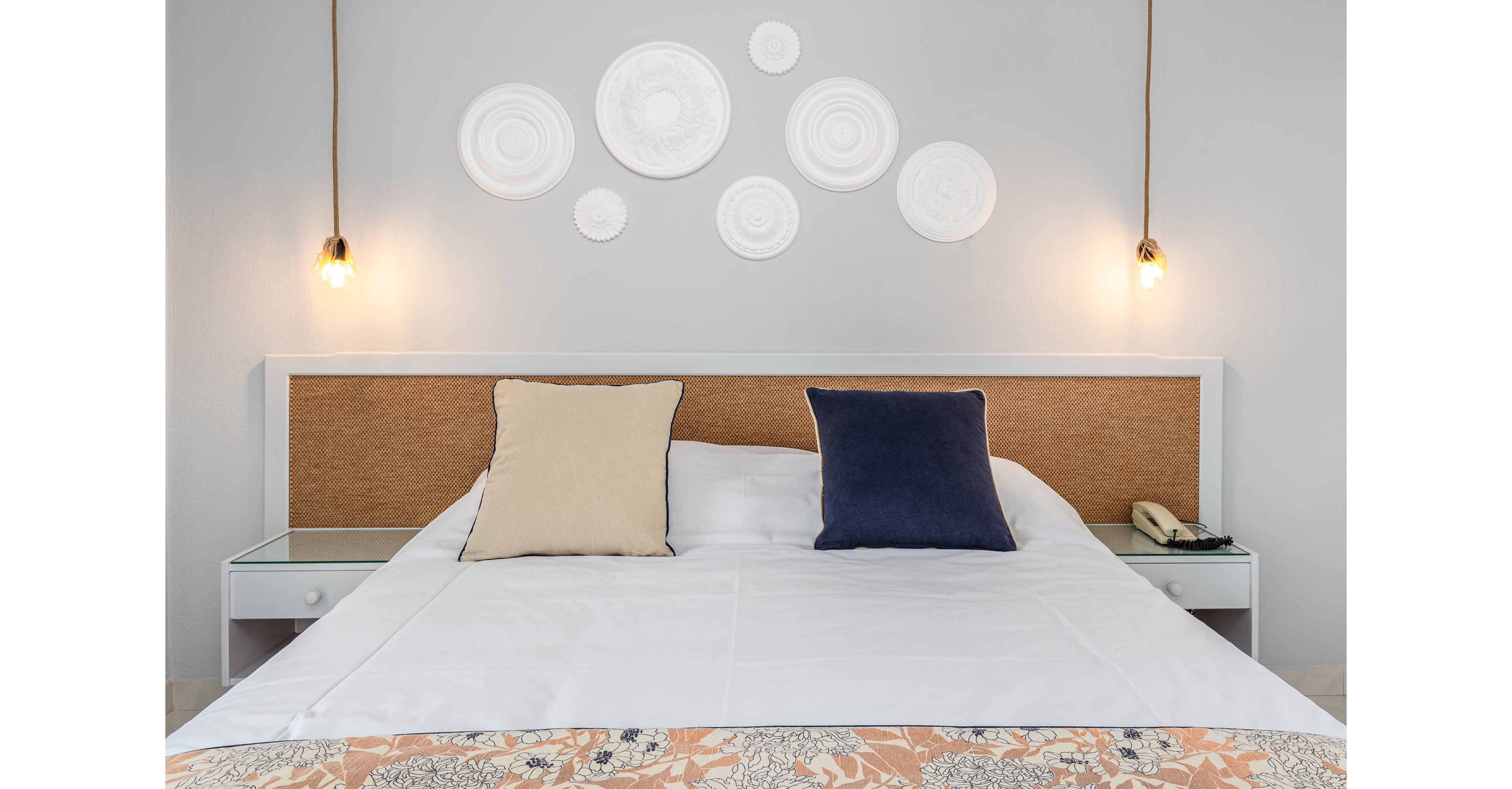 Mrs Chryssana Beach Hotel