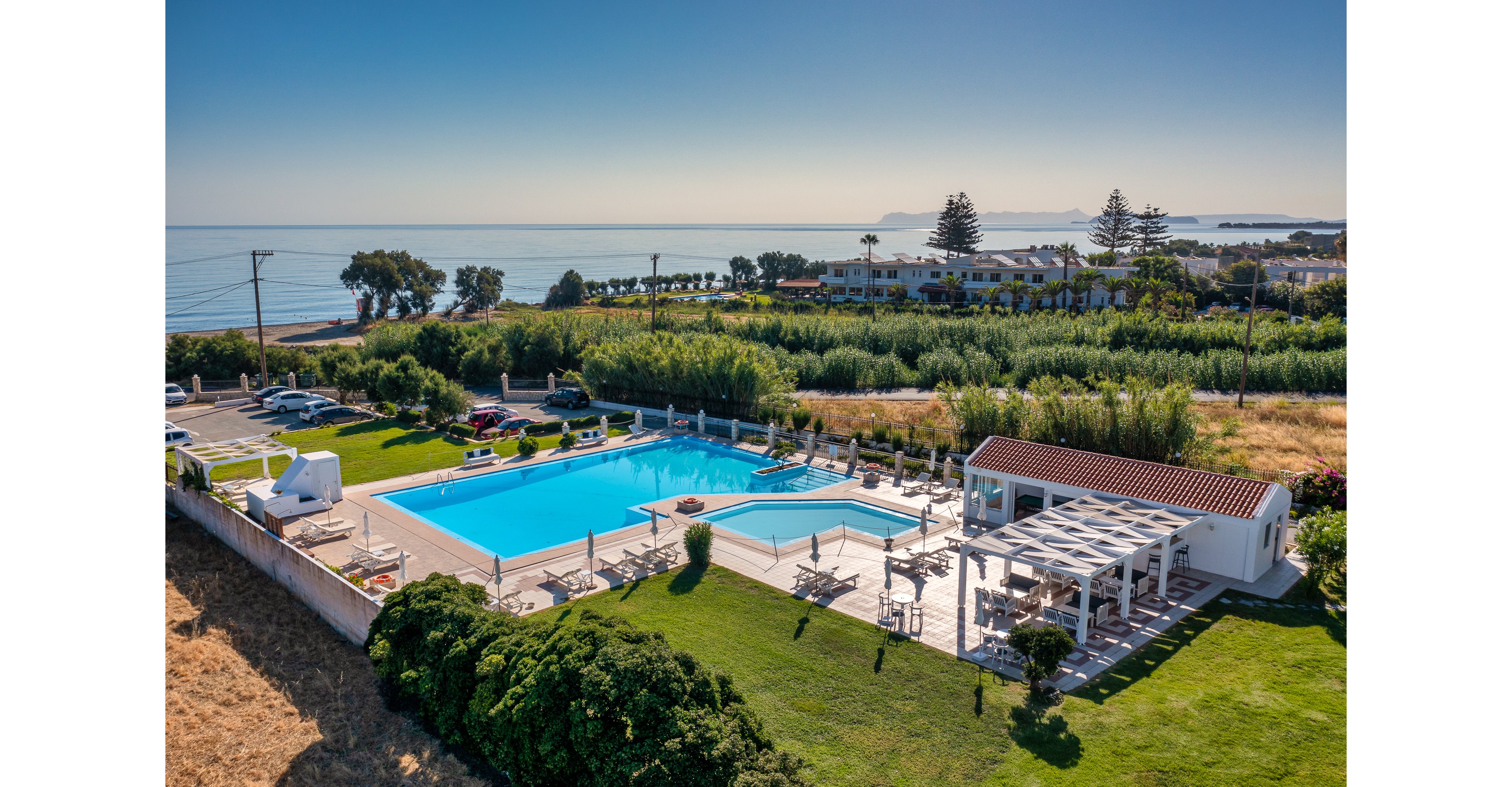 Mrs Chryssana Beach Hotel