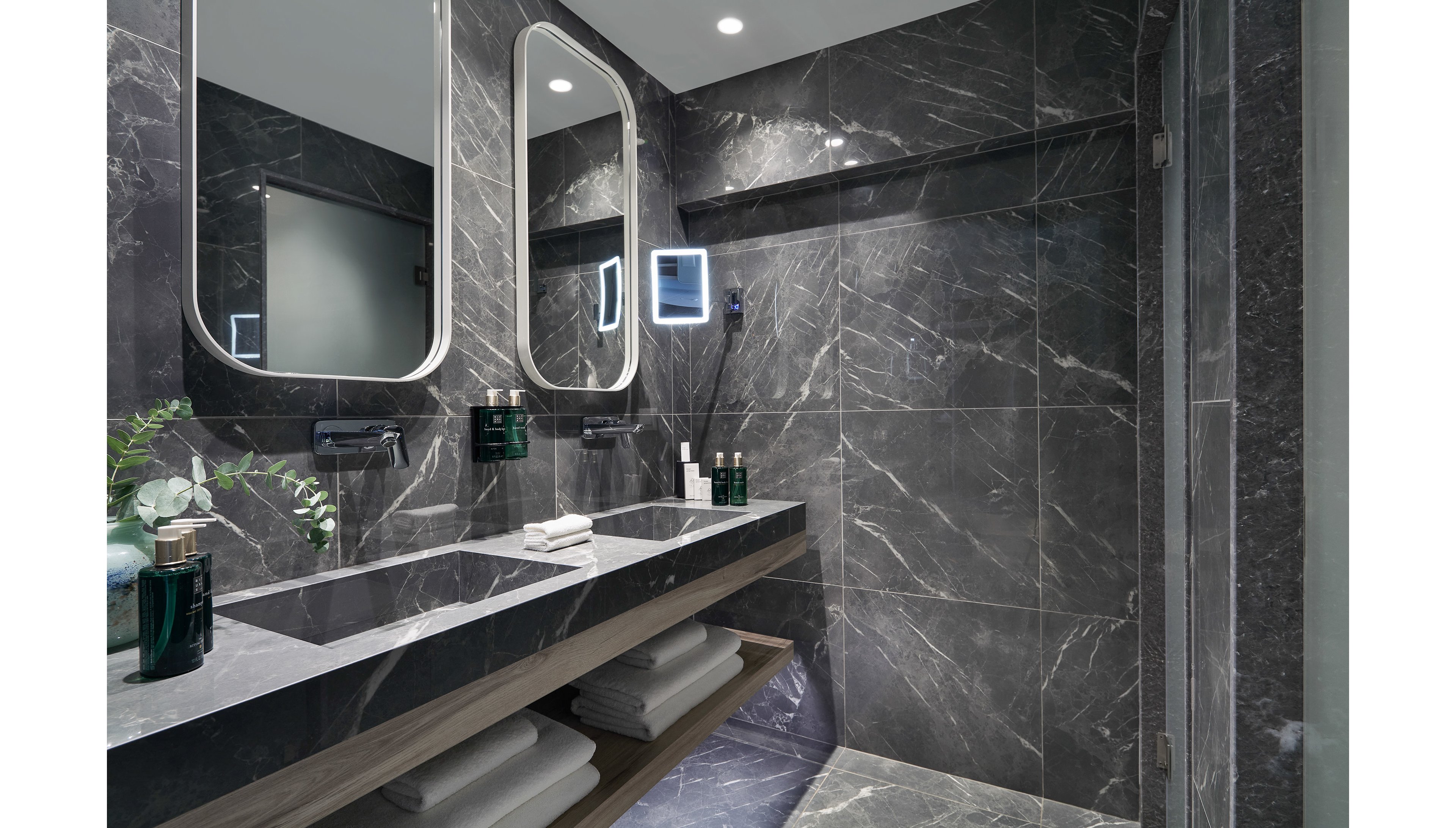 Amira Luxury Resort & Spa.