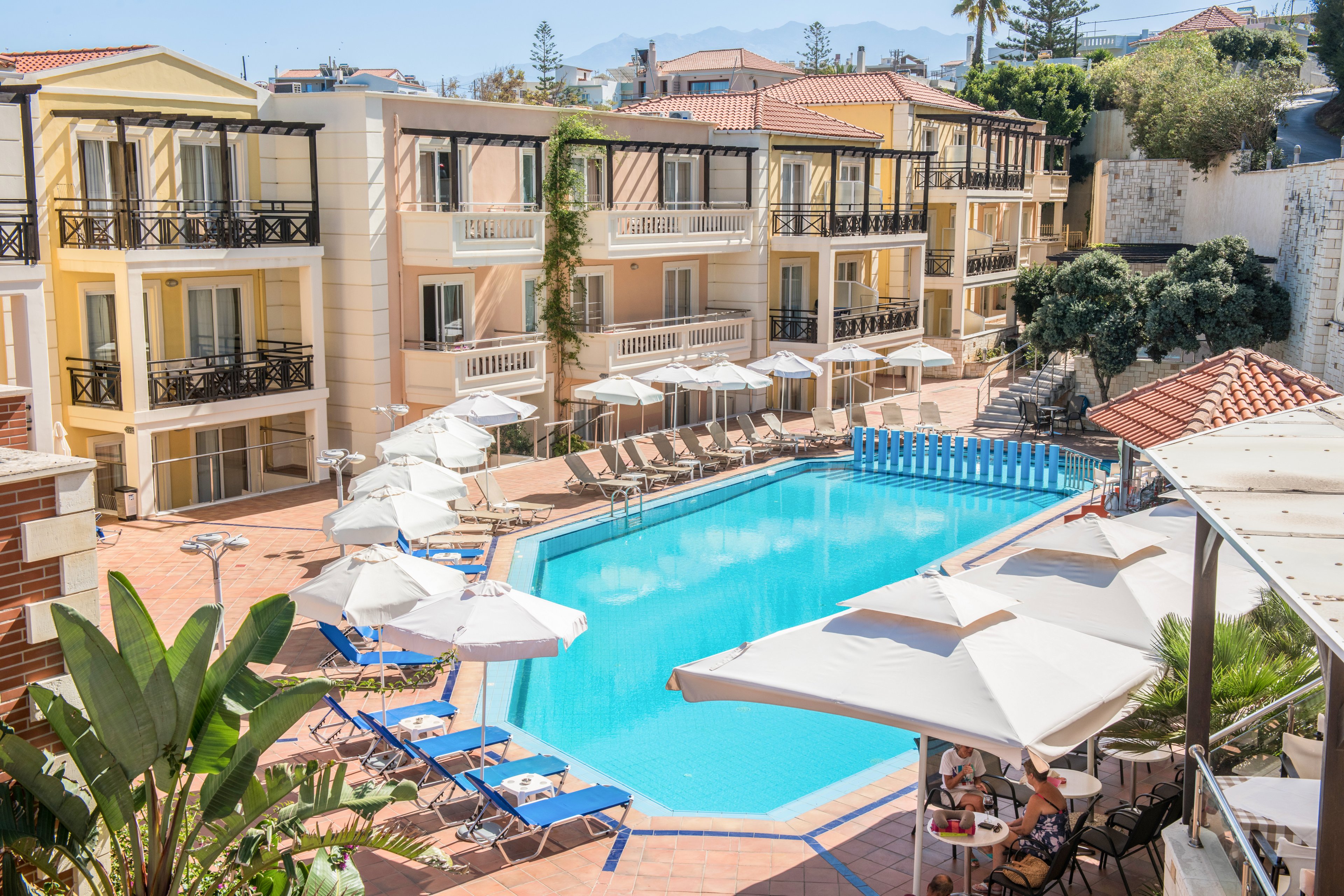 Porto Kalamaki Hotel