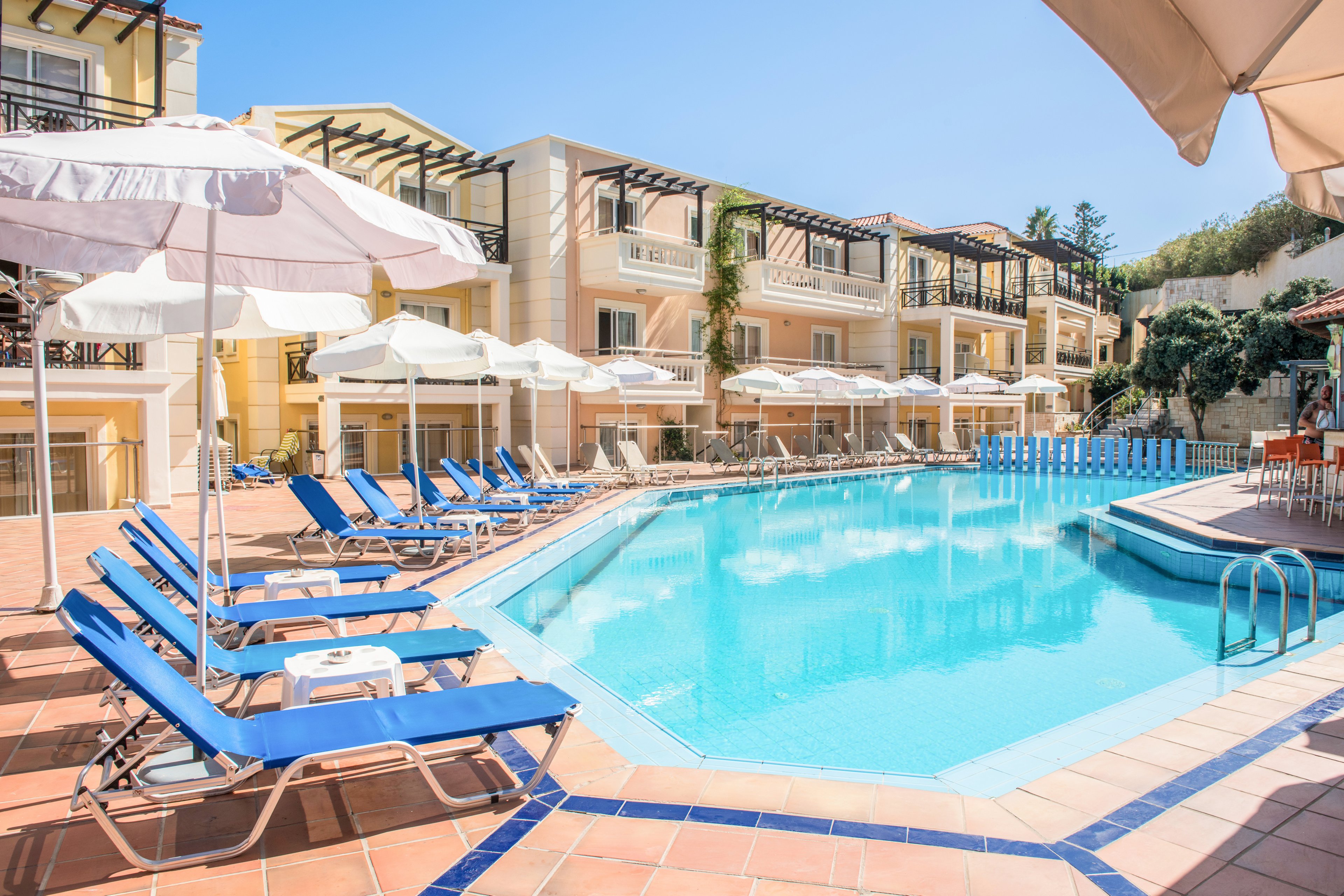 Porto Kalamaki Hotel